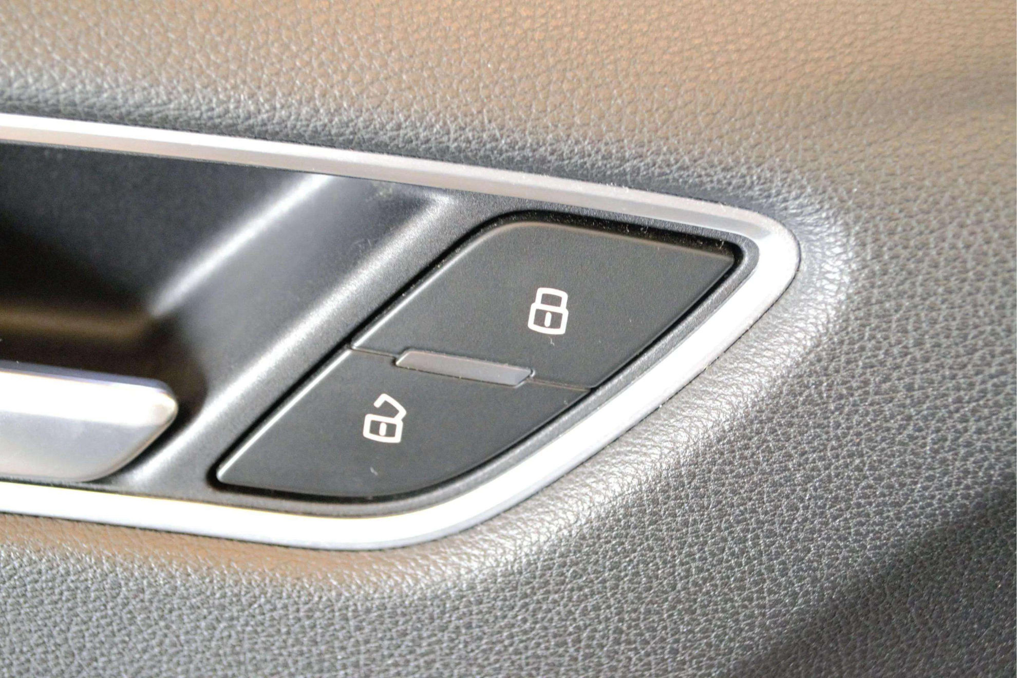 Audi A3 Sportback 1.4 TFSI e-tron S tro Ambition - foto 15