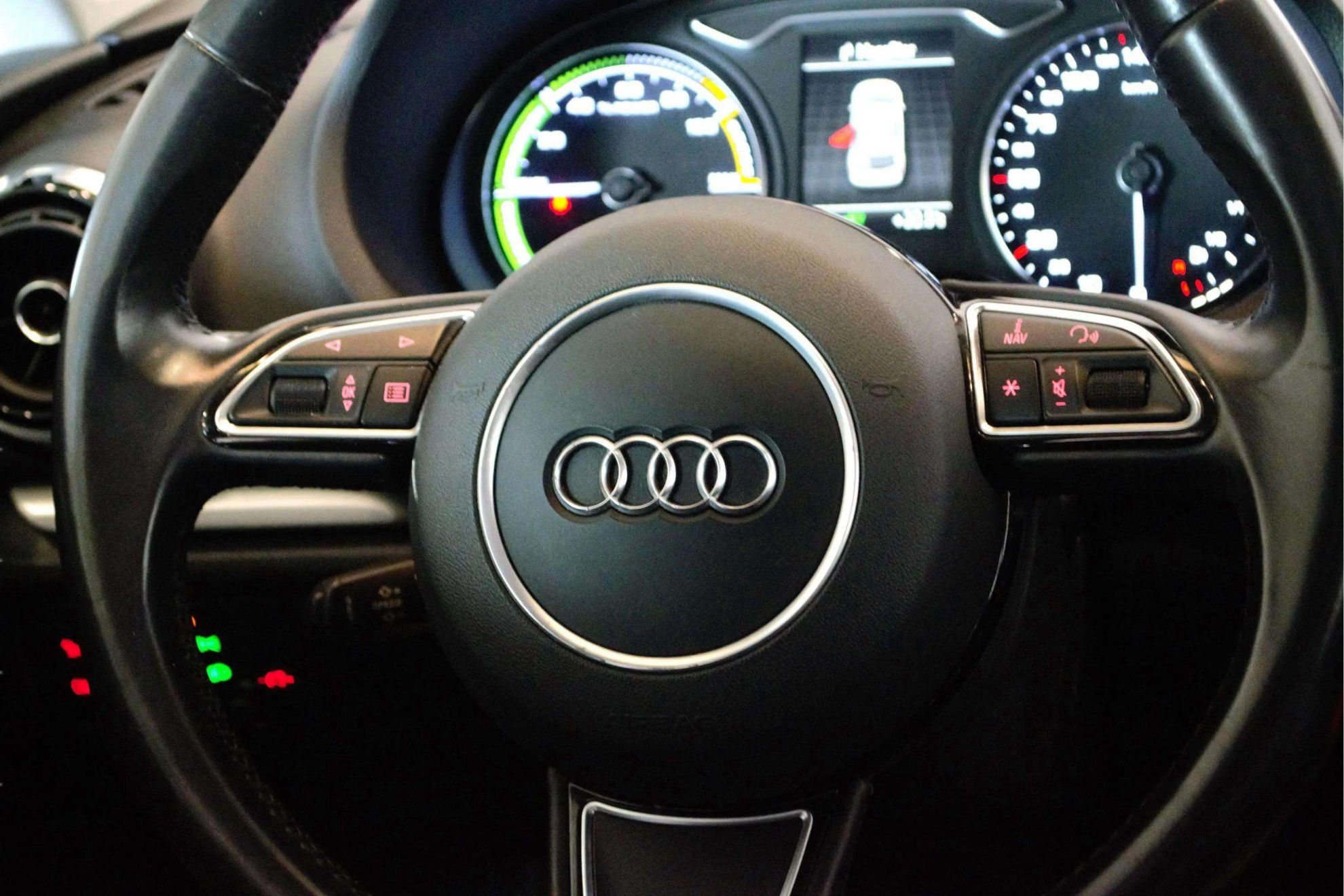Audi A3 Sportback 1.4 TFSI e-tron S tro Ambition - foto 19