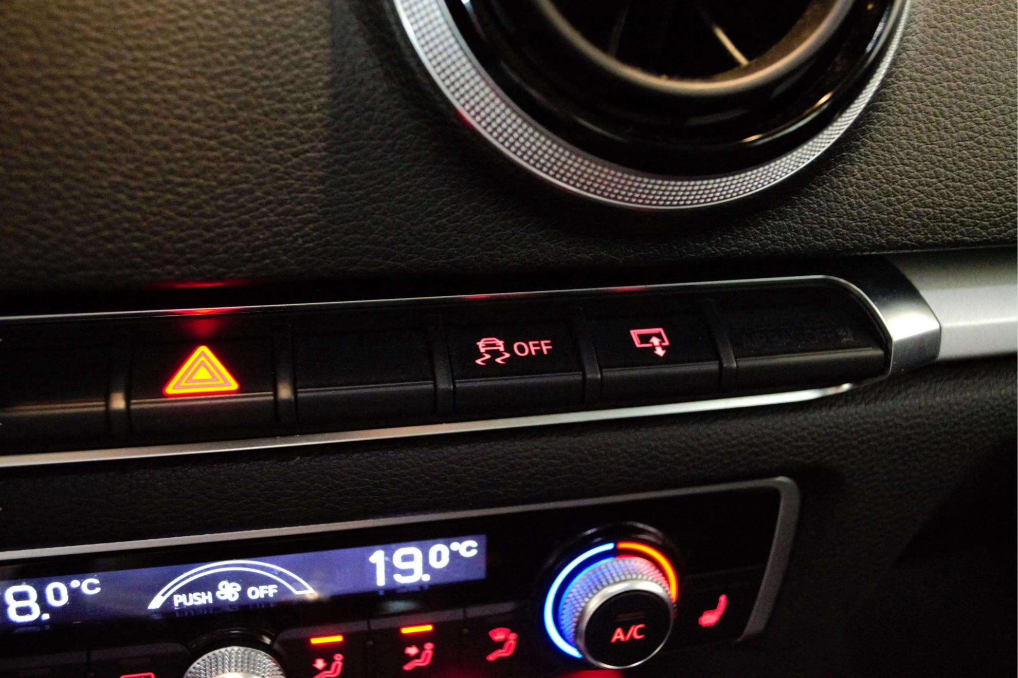 Audi A3 Sportback 1.4 TFSI e-tron S tro Ambition - foto 34