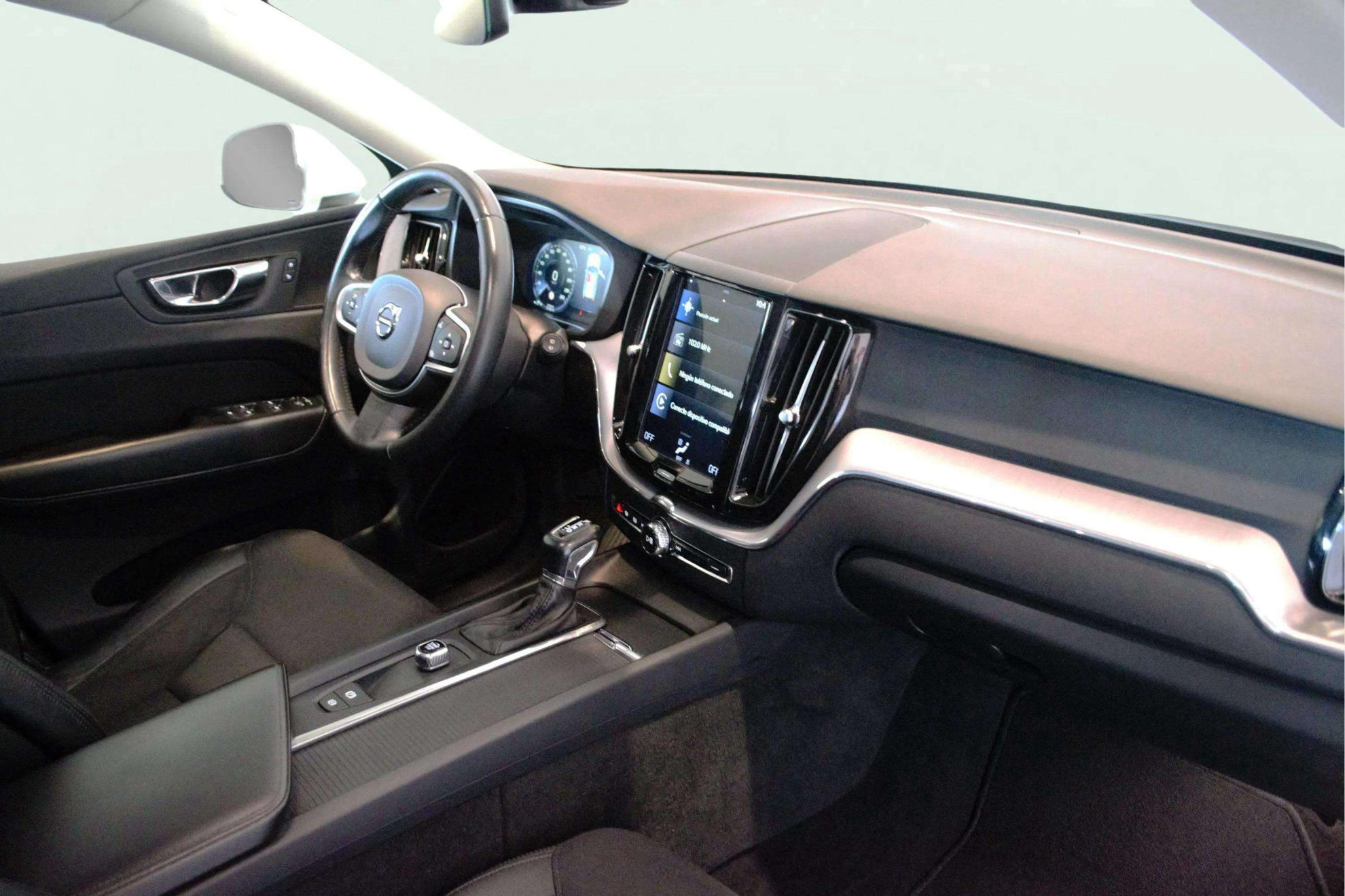Volvo XC60 2.0 D4 AWD Inscription - foto 8