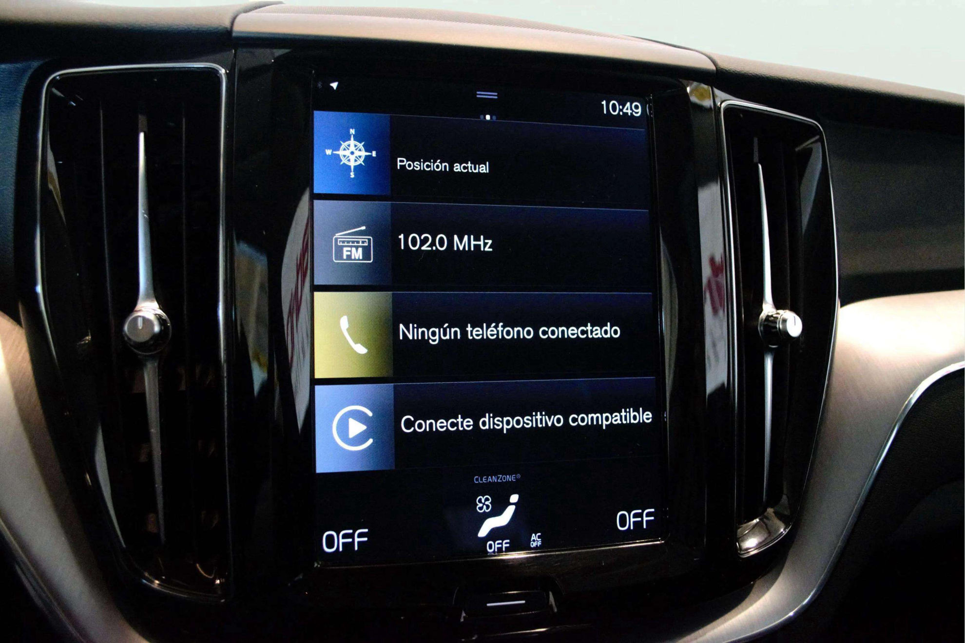 Volvo XC60 2.0 D4 AWD Inscription - foto 28