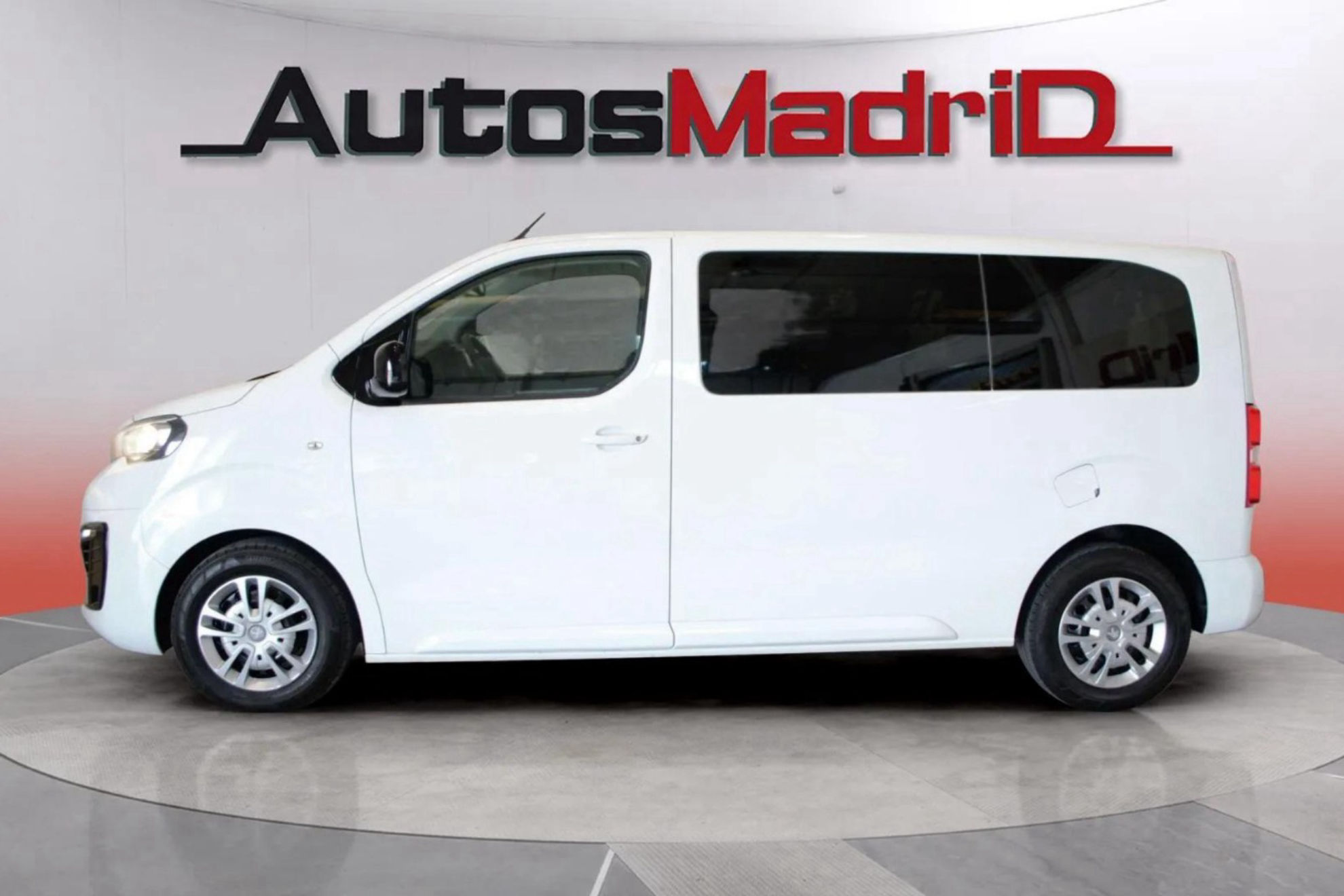 Peugeot Traveller Business 1.5 BlueHDi (120) Long - foto 3