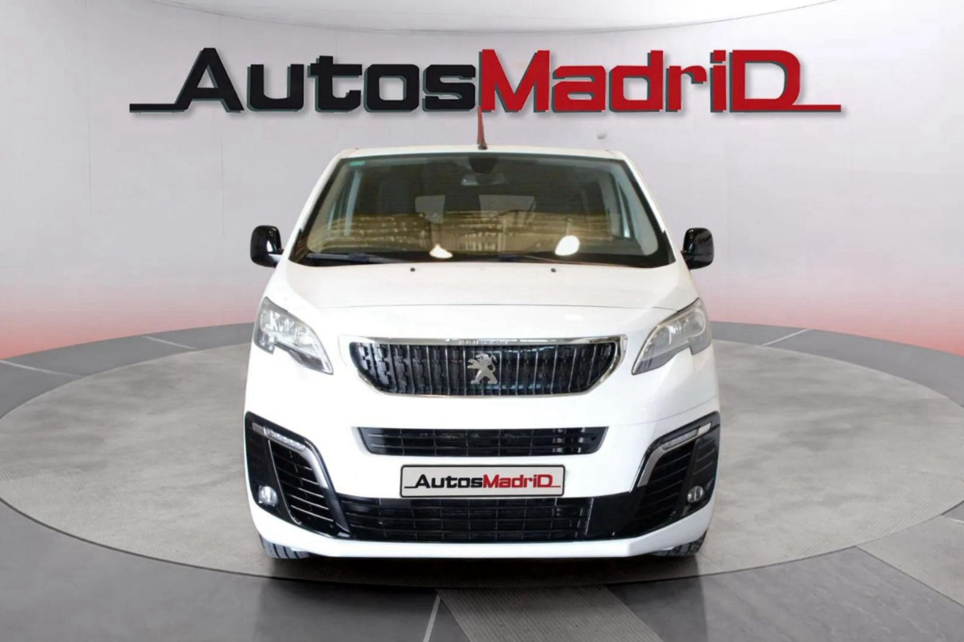 Peugeot Traveller Business 1.5 BlueHDi (120) Long - foto 2