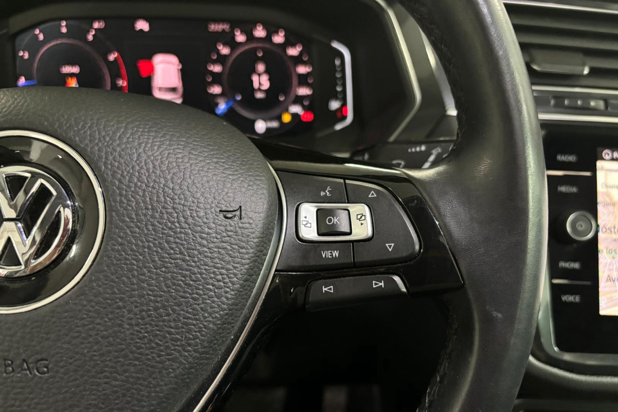 Volkswagen Tiguan Allspace Sport 1.5 TSI DSG - foto 23