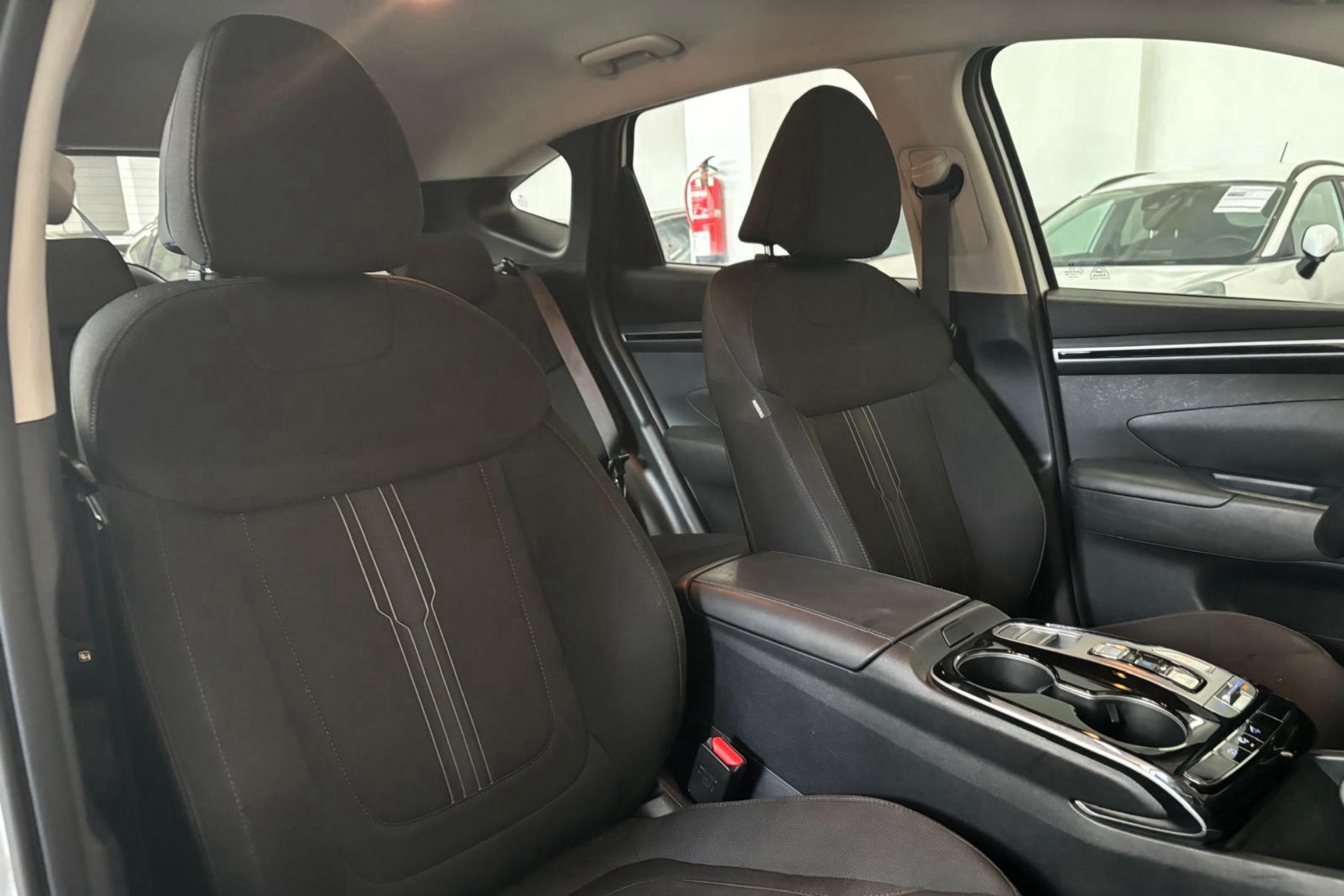 Hyundai Tucson 1.6 T-GDi PHEV Maxx Safe 4x4 - foto 9