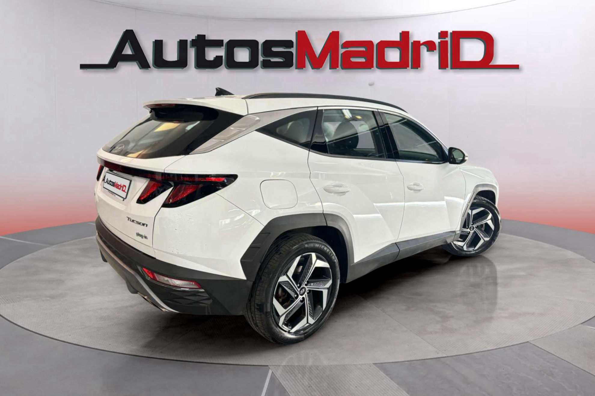 Hyundai Tucson 1.6 T-GDi PHEV Maxx Safe 4x4 - foto 3