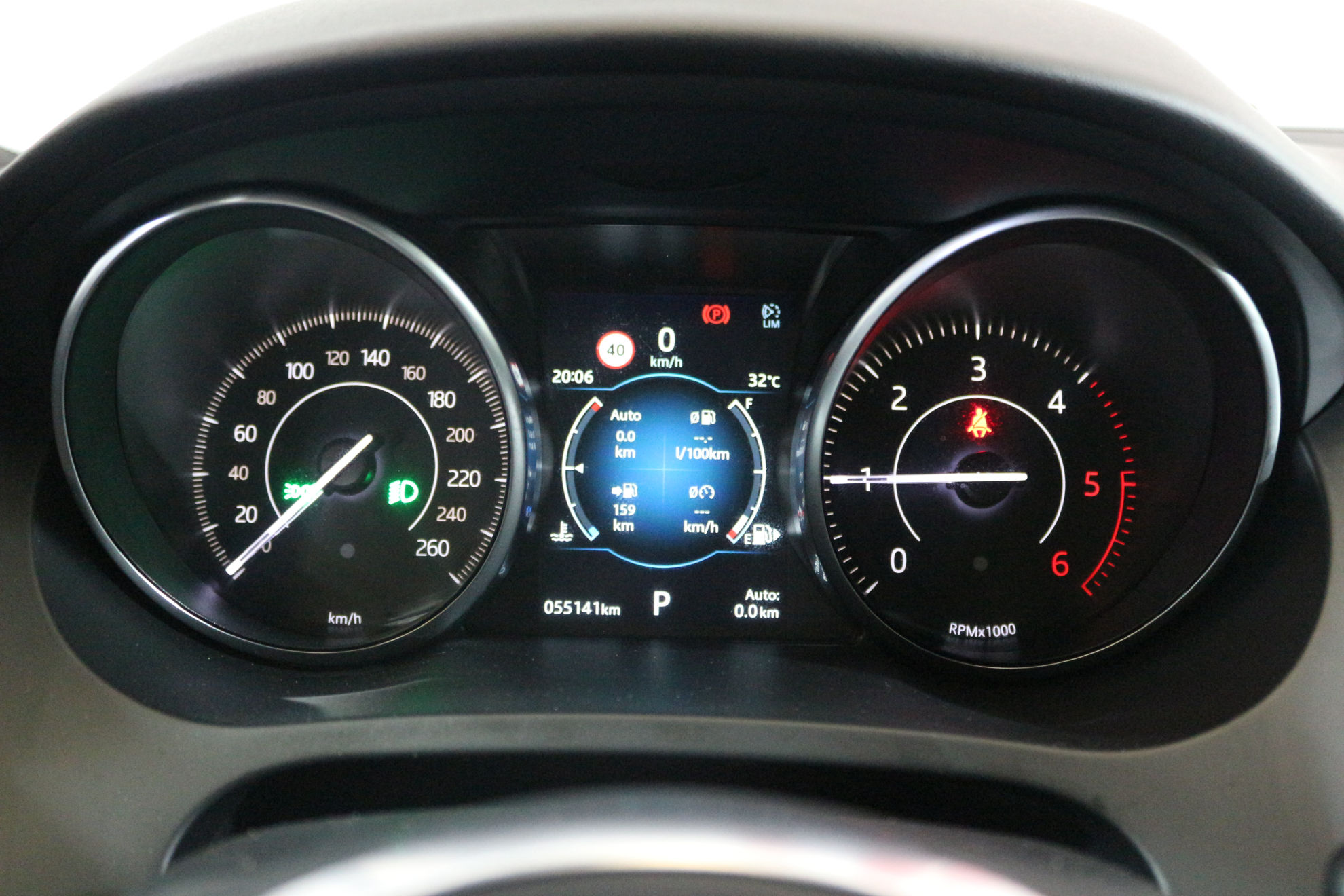 Jaguar E-Pace 2.0D R-Dynamic S 4WD - foto 25