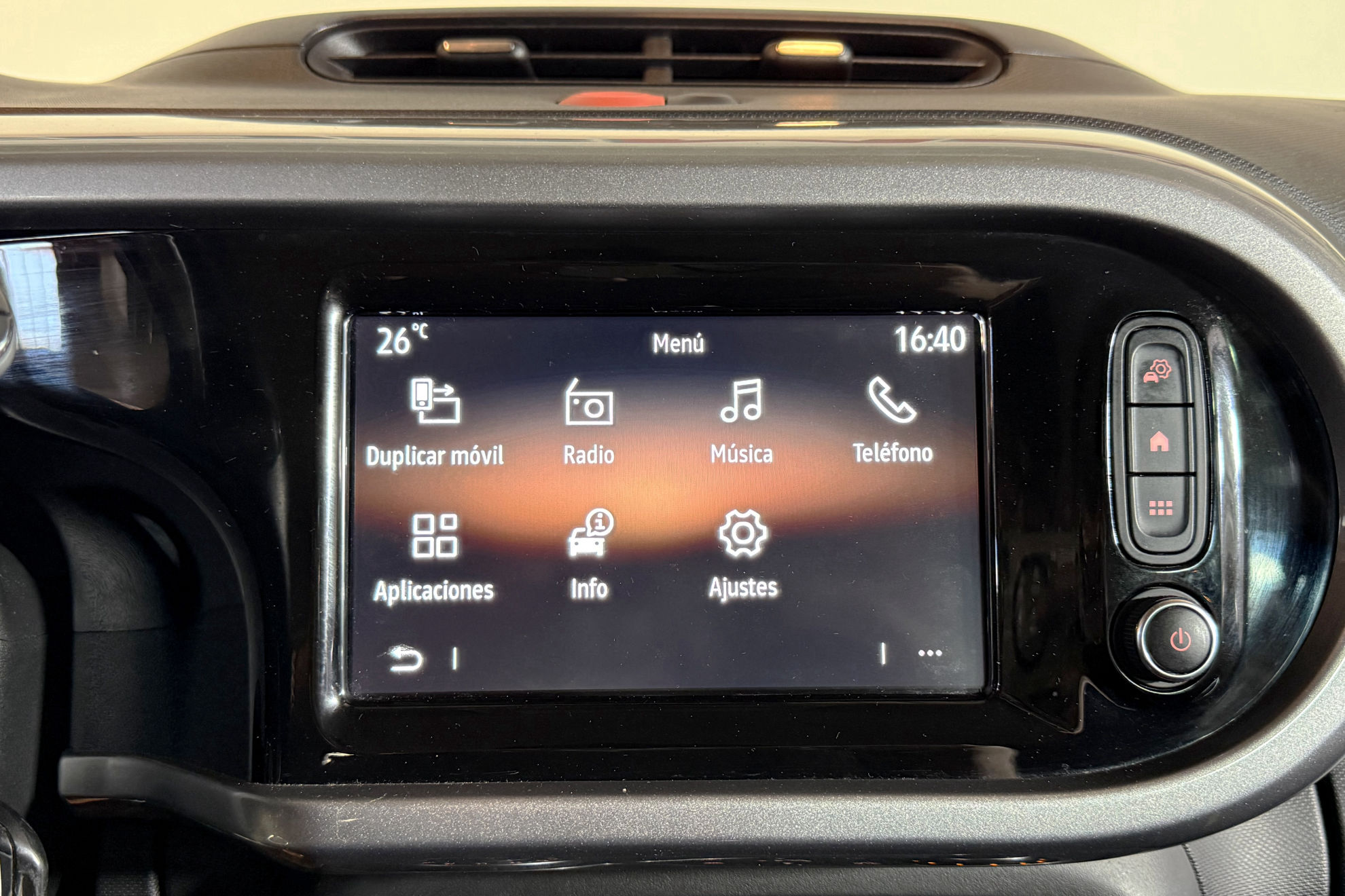 Renault Twingo Limited SCe - foto 21