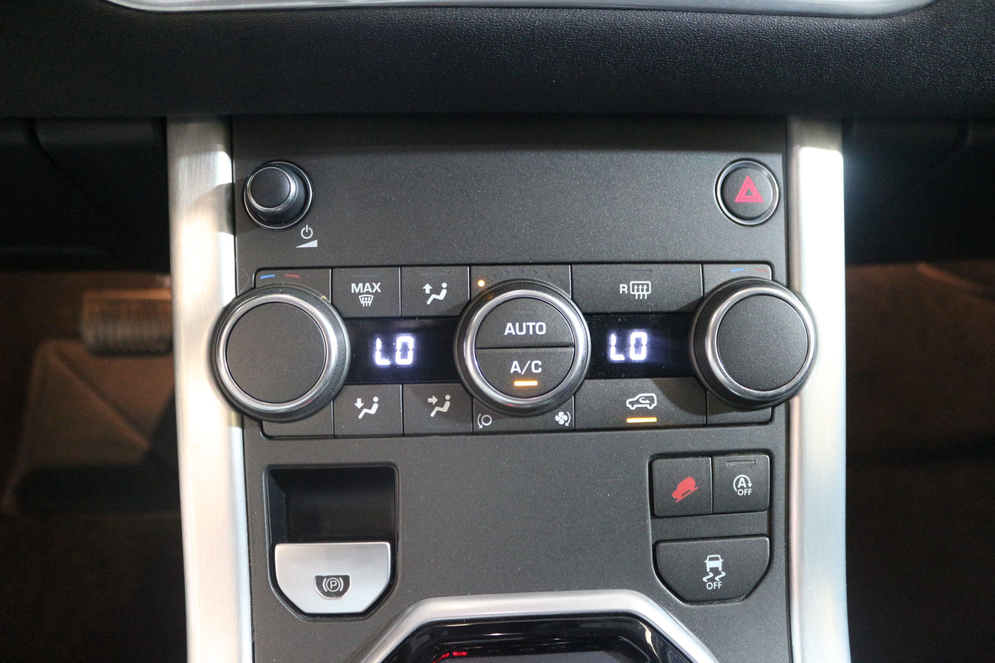 Land Rover Range Rover Evoque 2.0L TD4 Diesel 4x4 Pure - foto 27