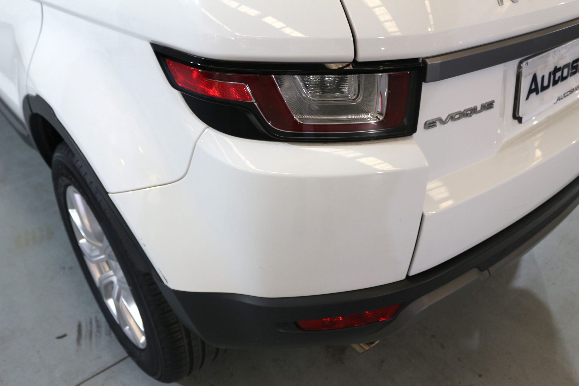 Land Rover Range Rover Evoque 2.0L TD4 Diesel 4x4 Pure - foto 30