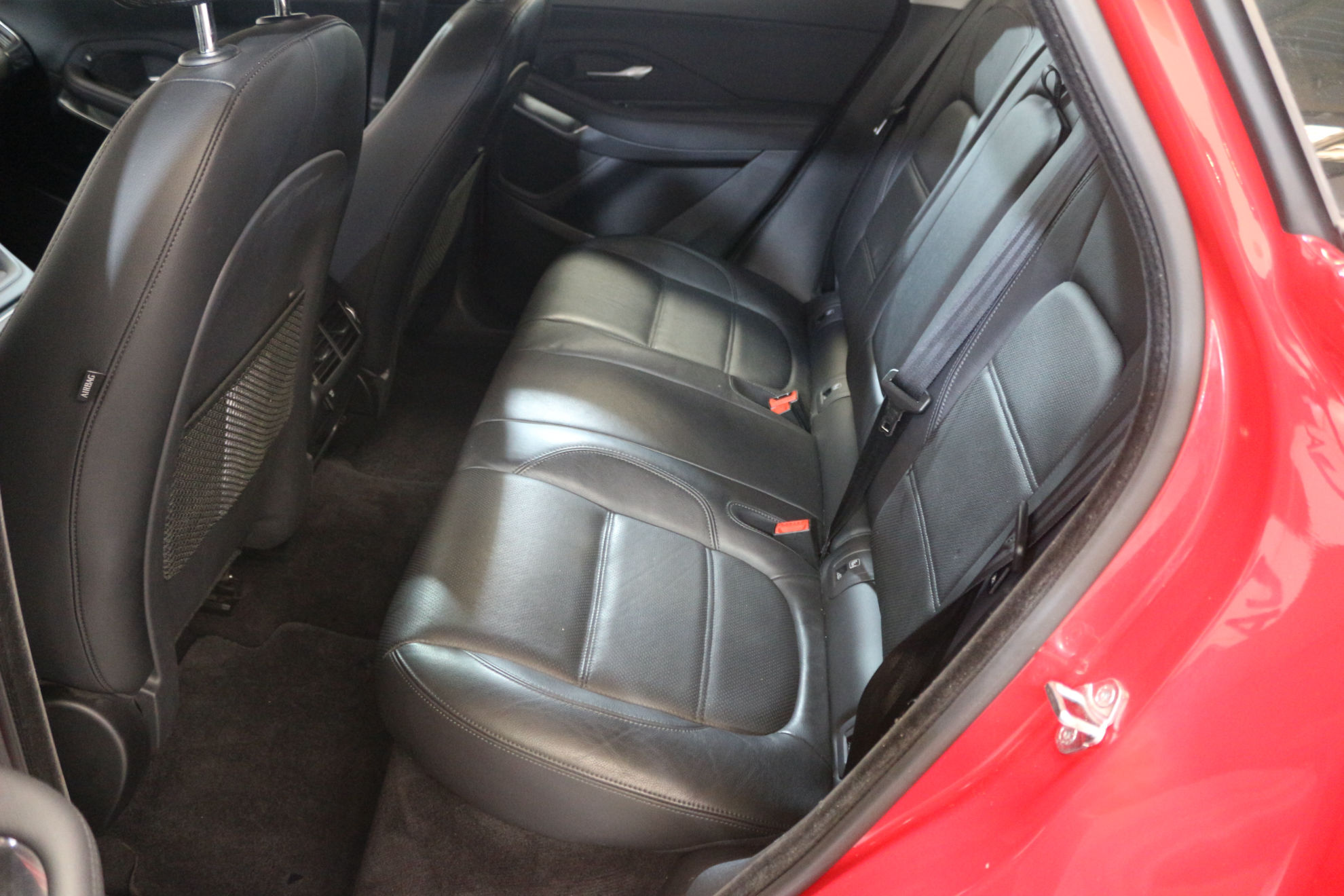 Jaguar E-Pace 2.0D S 4WD - foto 15