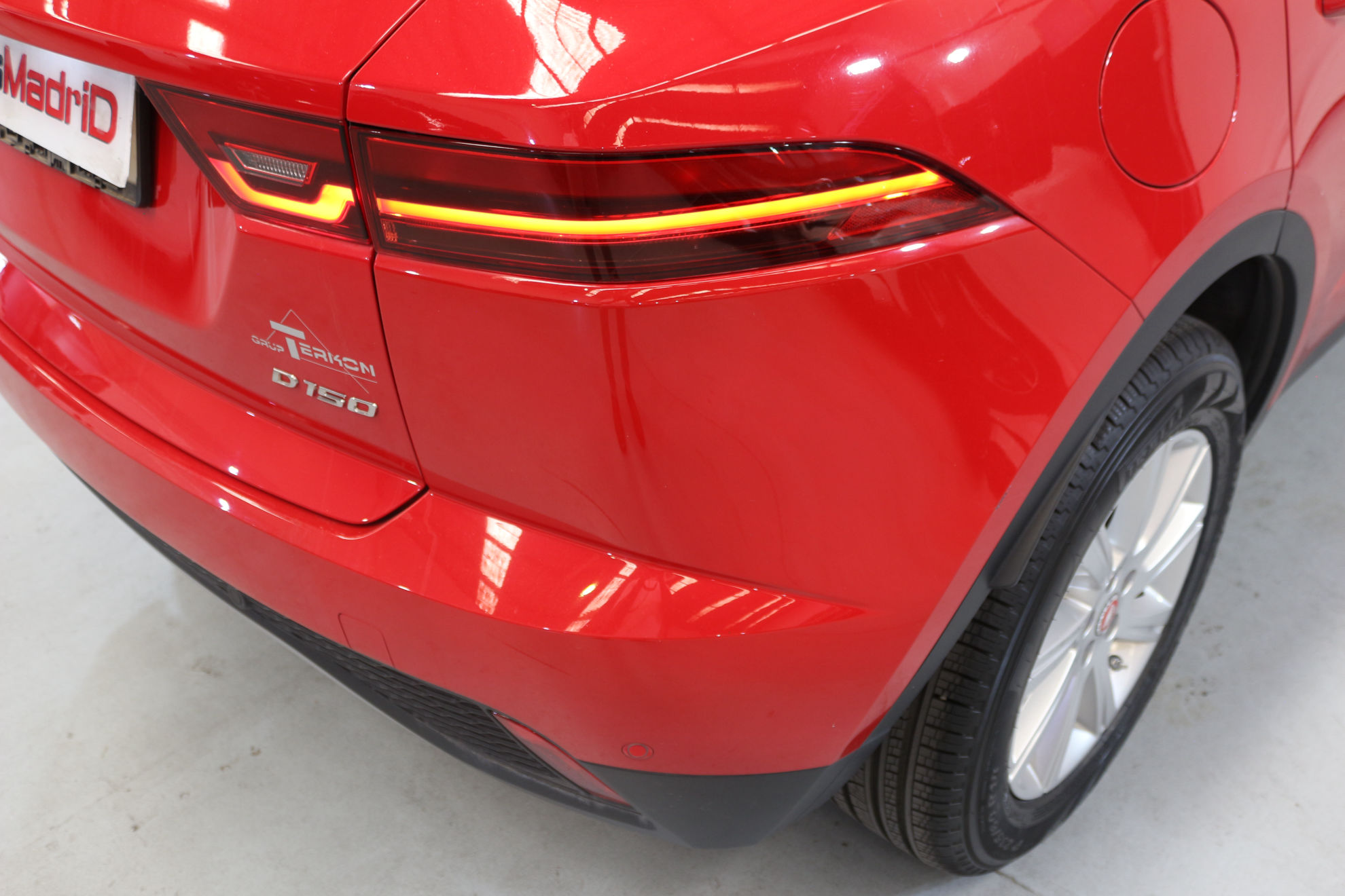 Jaguar E-Pace 2.0D S 4WD - foto 34