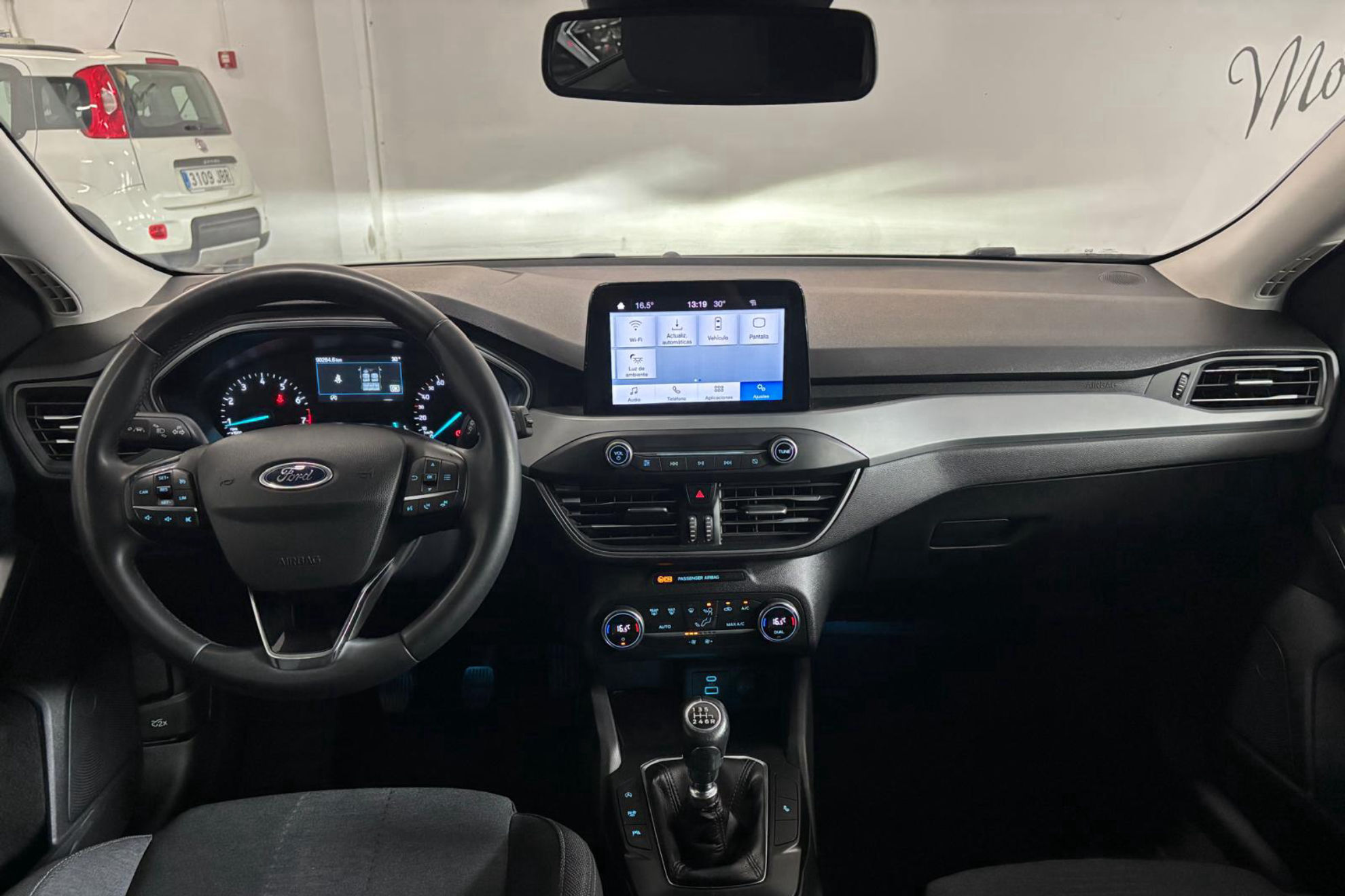Ford Focus 1.0 EcoBoost MHEV Active - foto 13
