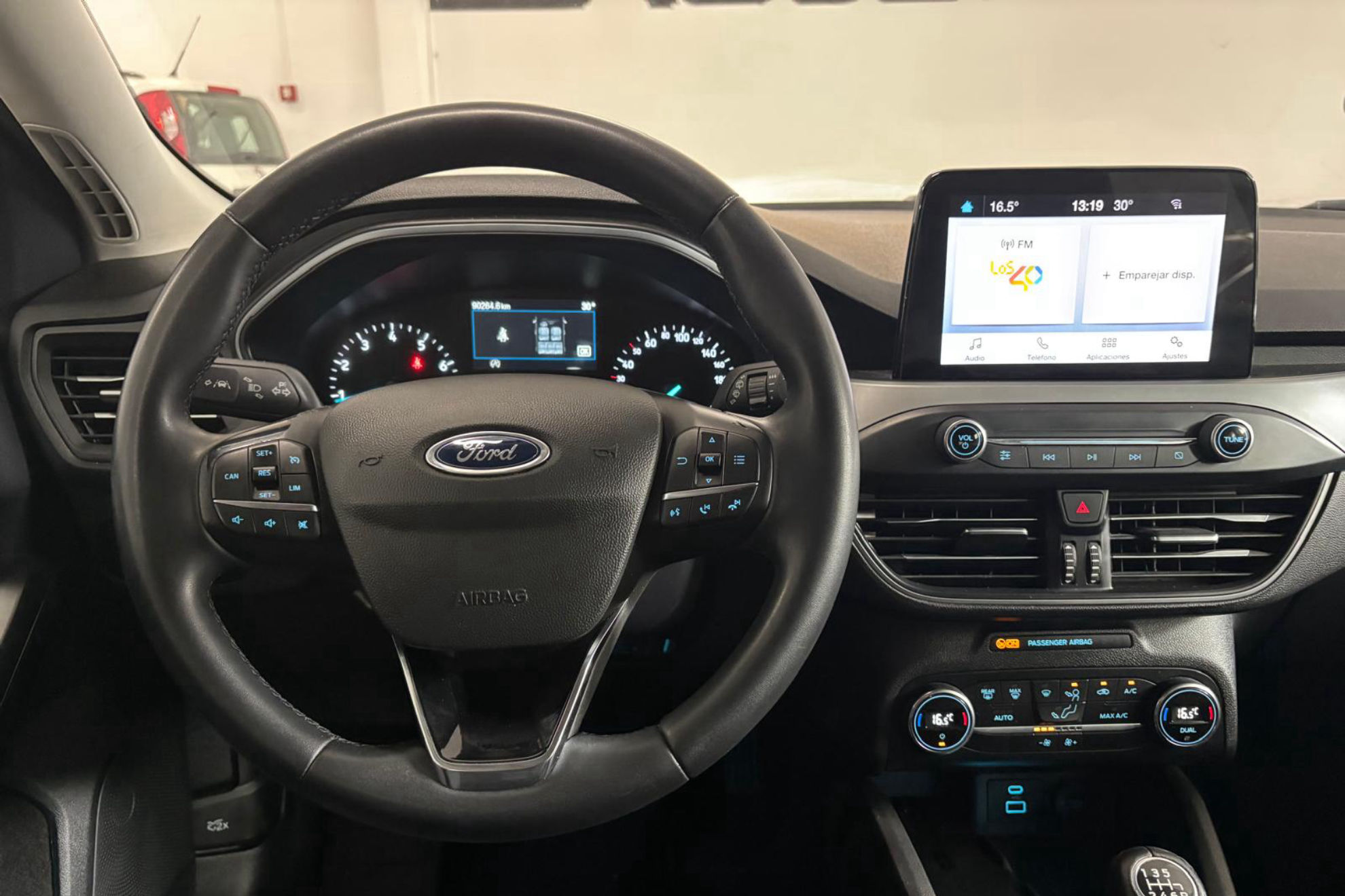 Ford Focus 1.0 EcoBoost MHEV Active - foto 14