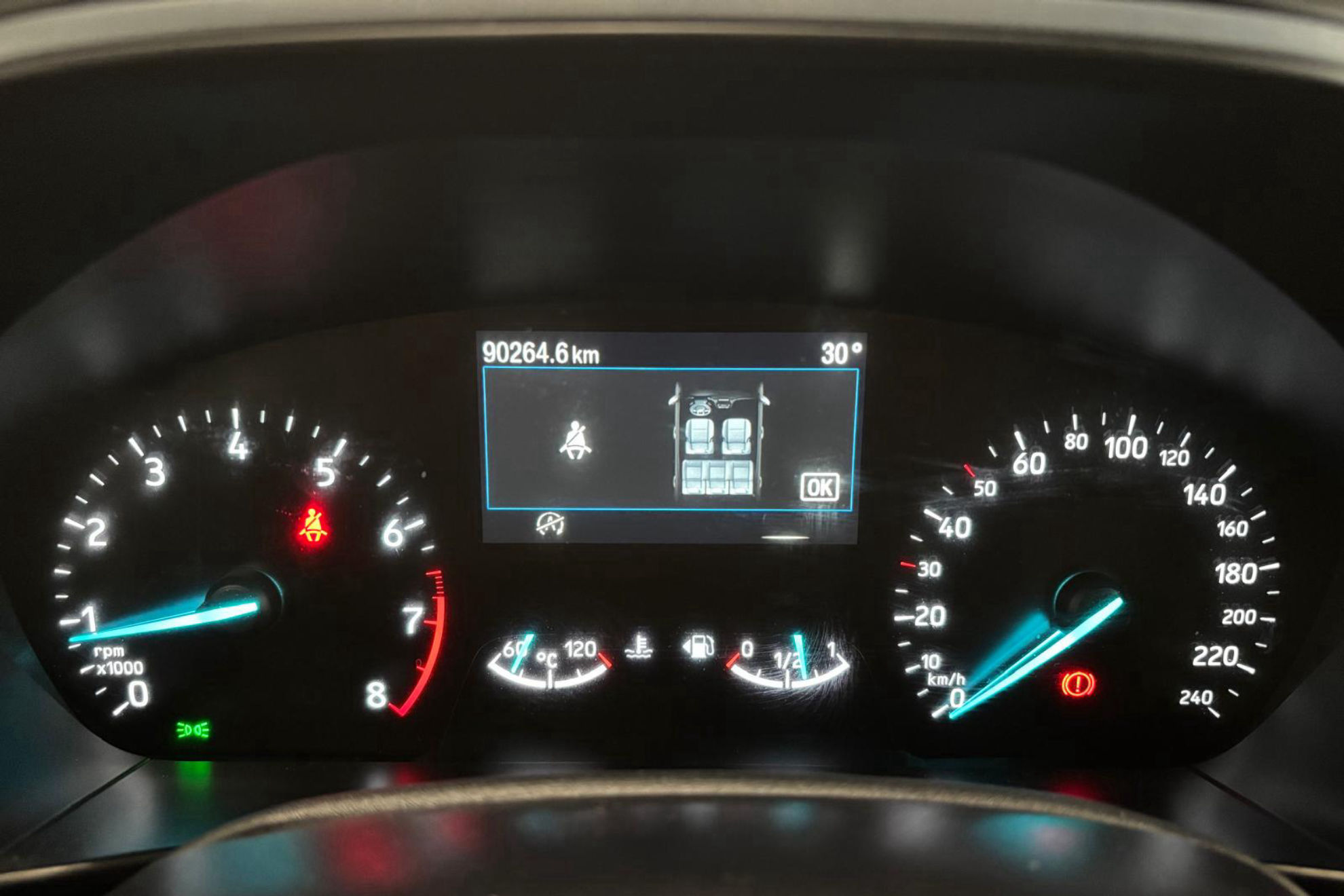 Ford Focus 1.0 EcoBoost MHEV Active - foto 22