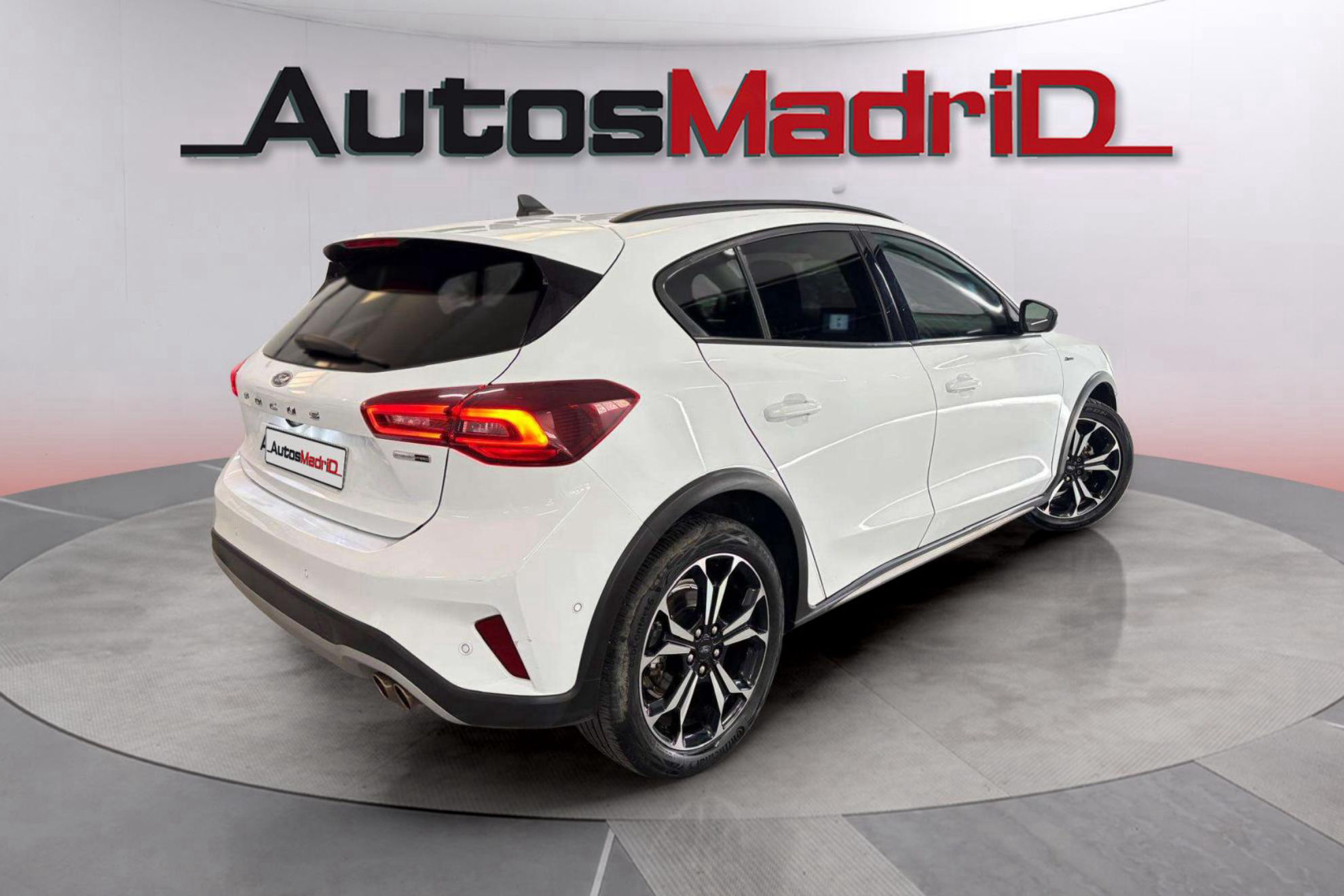 Ford Focus 1.0 EcoBoost MHEV Active - foto 3