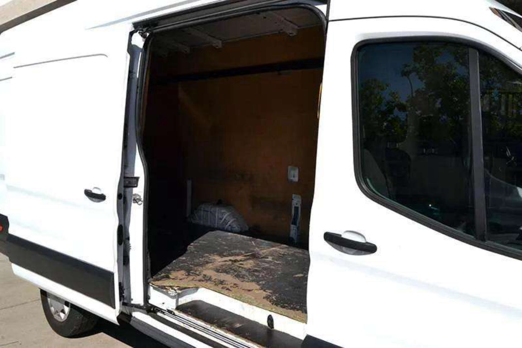 Ford Transit 350 L3 Ambiente Propulsión Trasera - foto 6