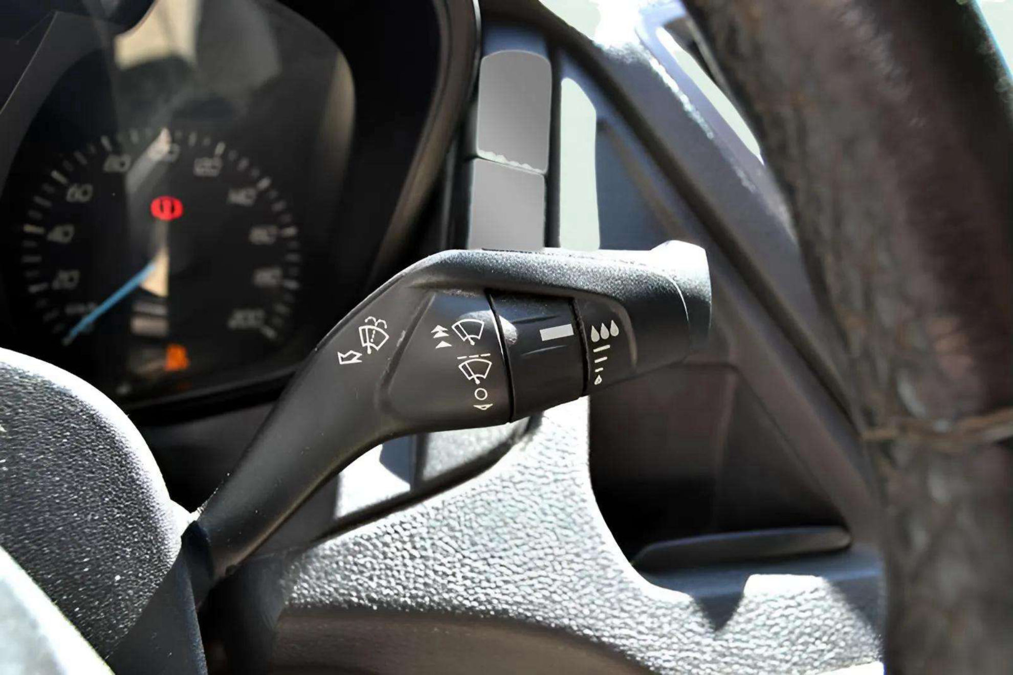 Ford Transit 350 L3 Ambiente Propulsión Trasera - foto 17