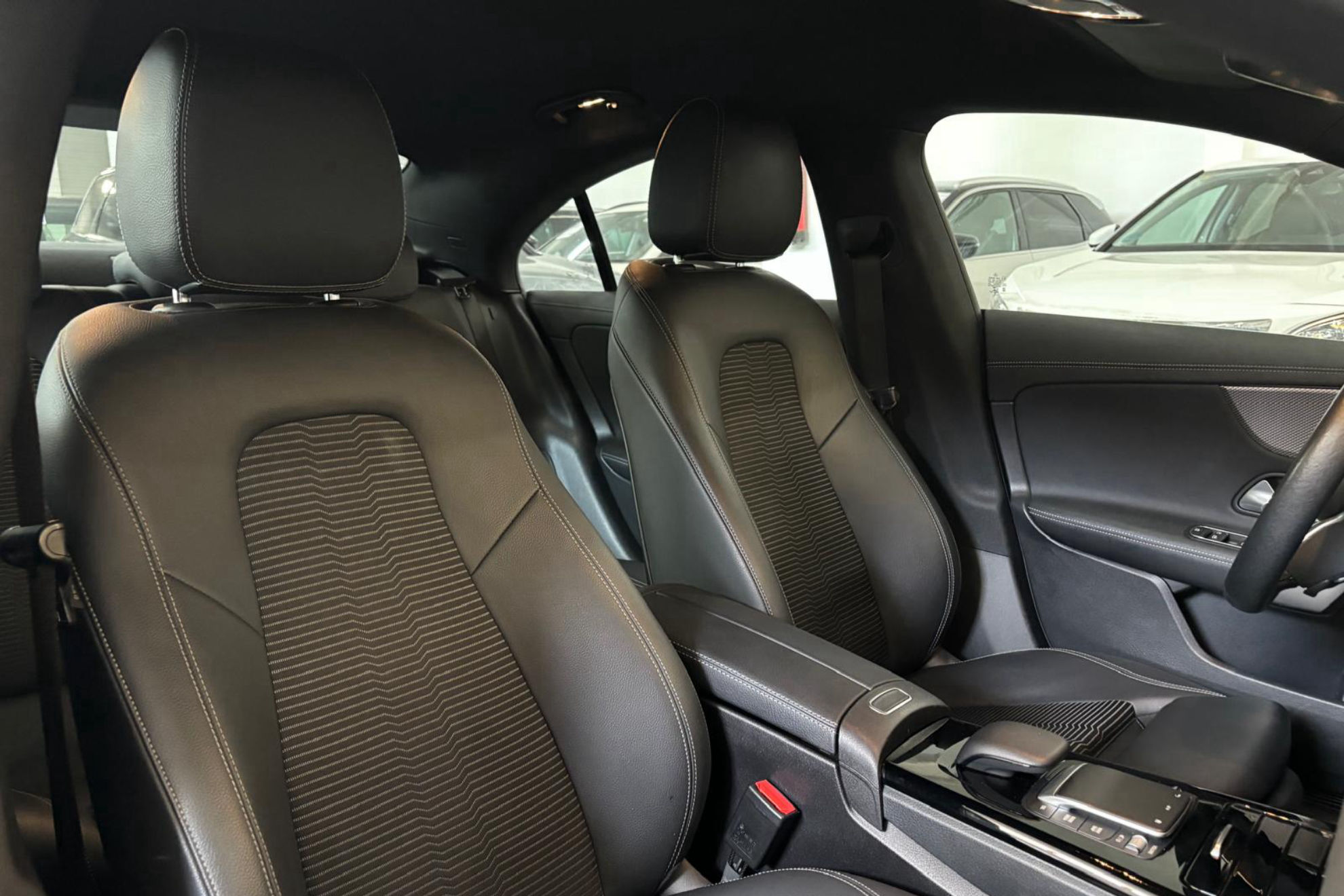 Mercedes-Benz CLA 200 D DCT - foto 9