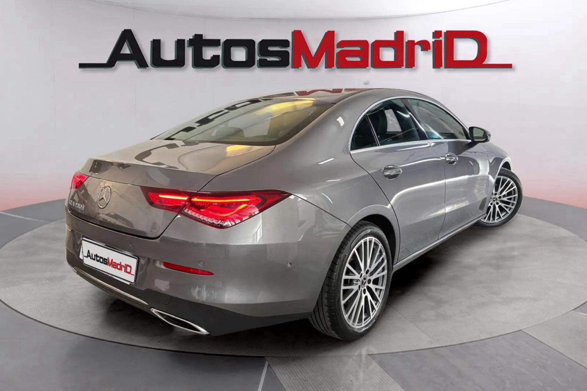 Mercedes-Benz CLA 200 D DCT - foto 3