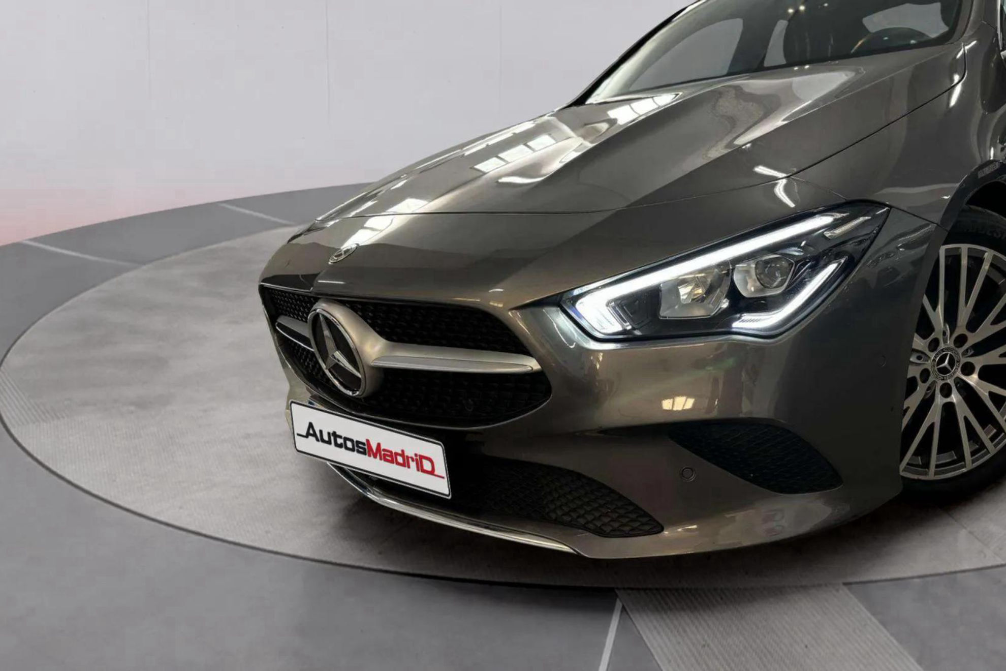Mercedes-Benz CLA 200 D DCT - foto 7