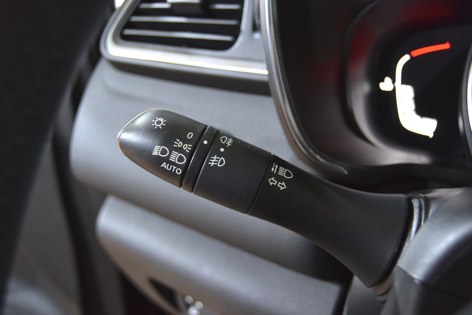 Renault Kadjar Techno GPF TCe EDC - foto 18