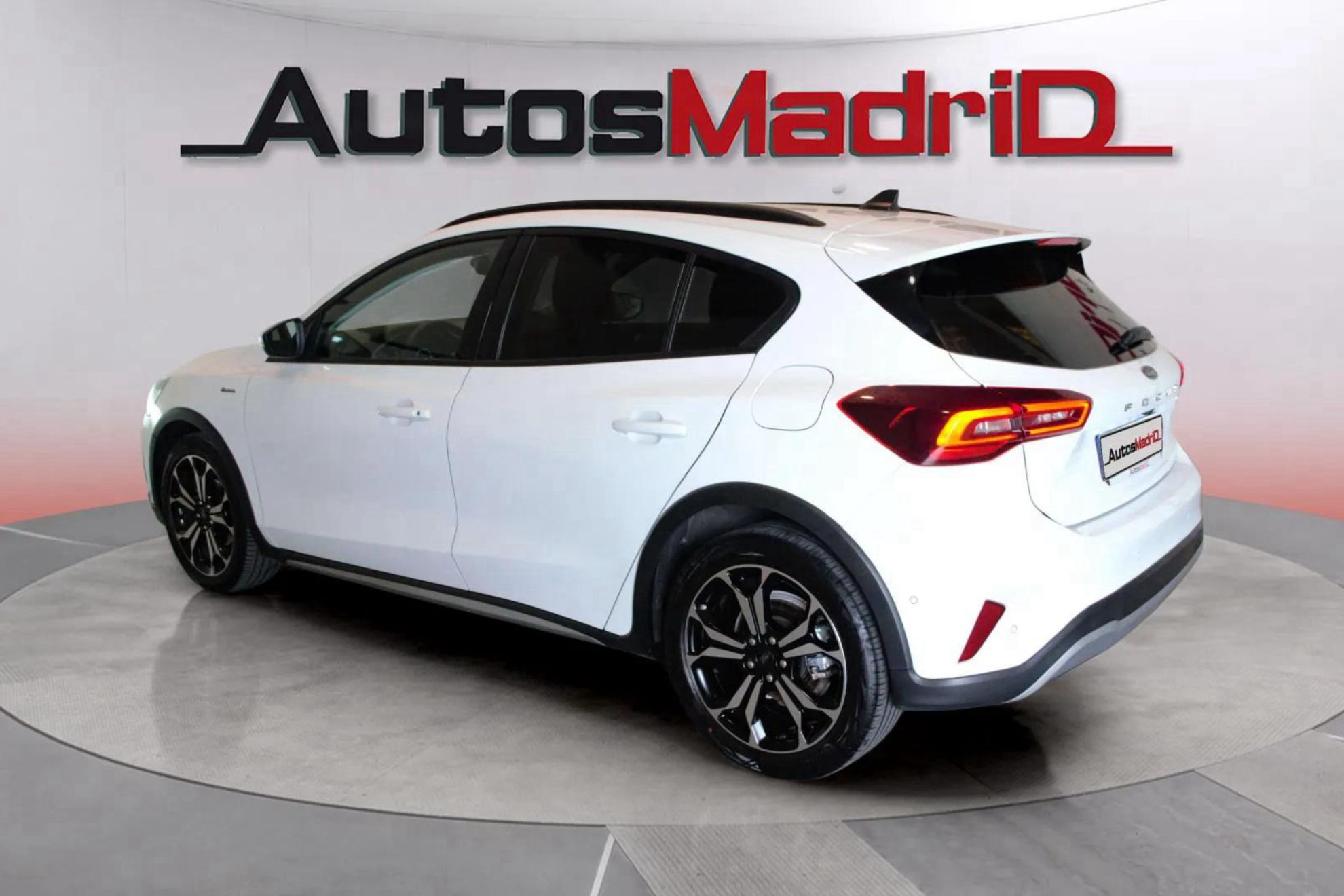 Ford Focus 1.0 EcoBoost MHEV Active - foto 5