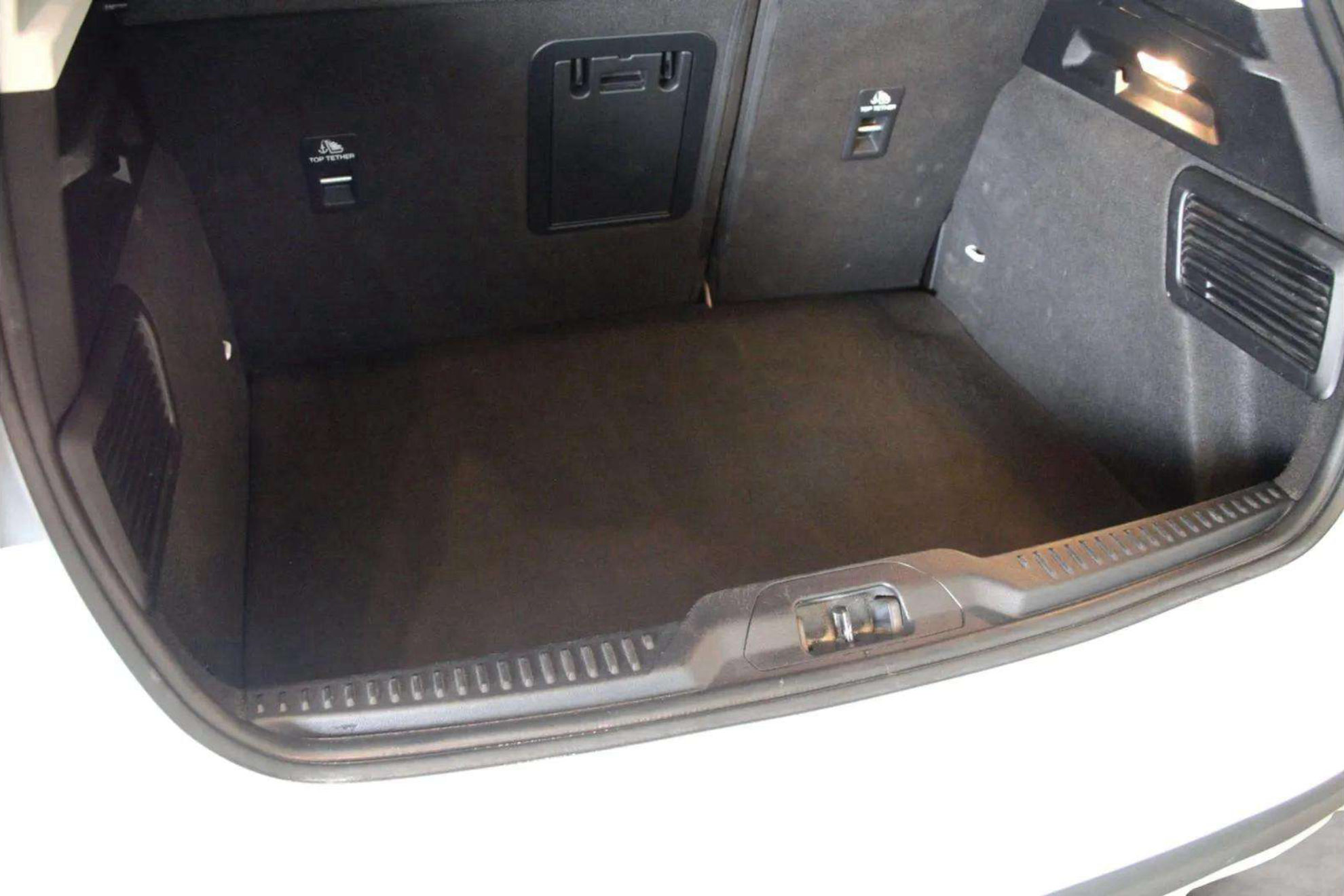 Ford Focus 1.0 EcoBoost MHEV Active - foto 7