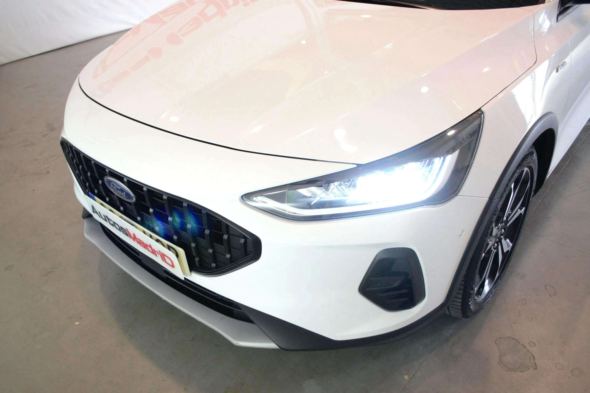 Ford Focus 1.0 EcoBoost MHEV Active - foto 8
