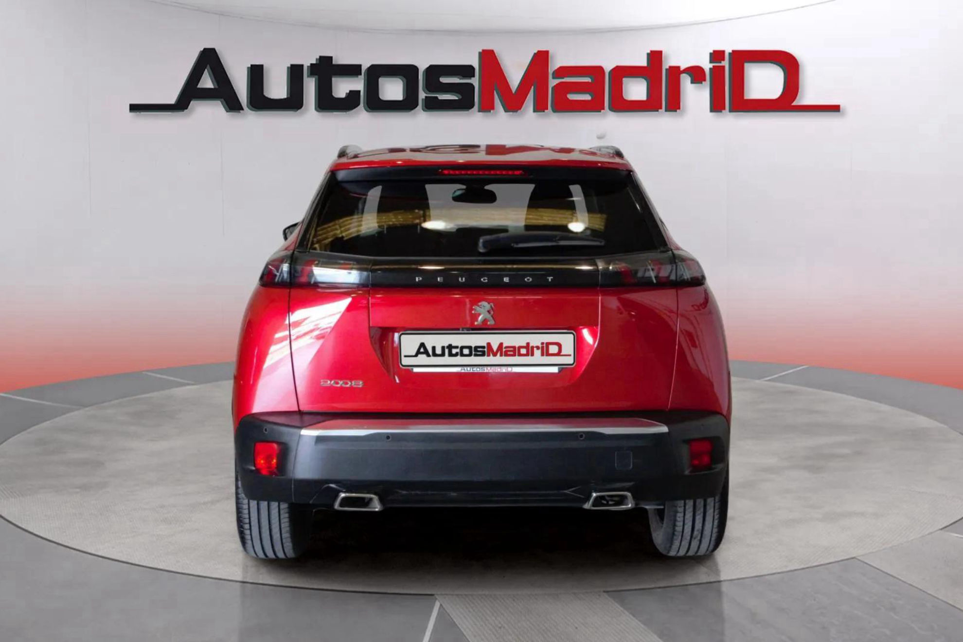 Peugeot 2008 Allure PureTech 130 BVM6 - foto 4