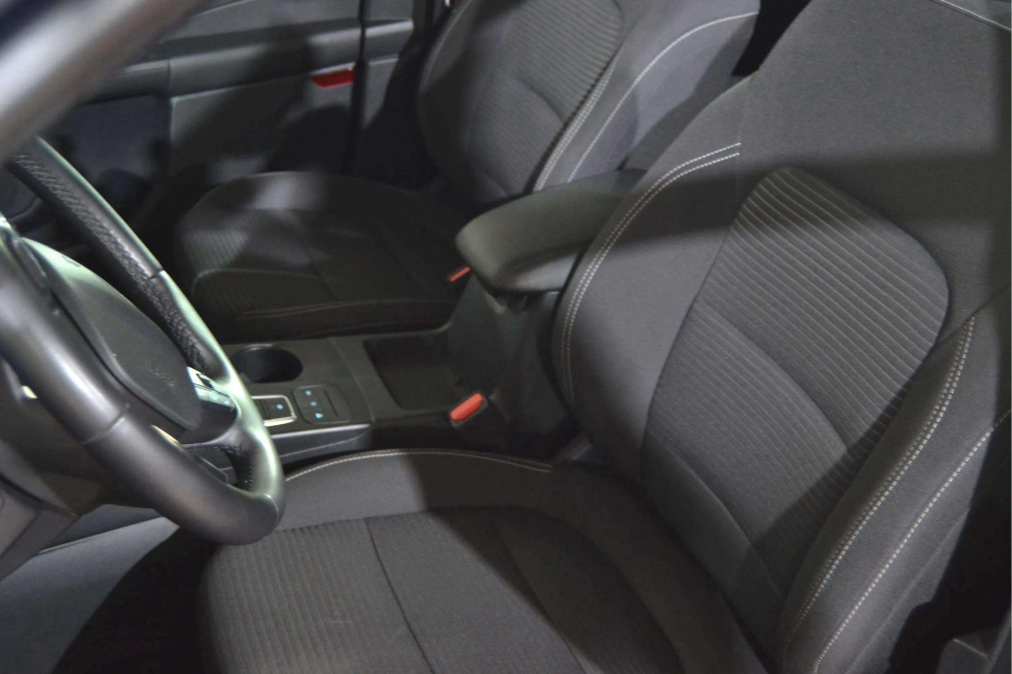 Ford Kuga Titanium 1.5 EcoBlue - foto 25