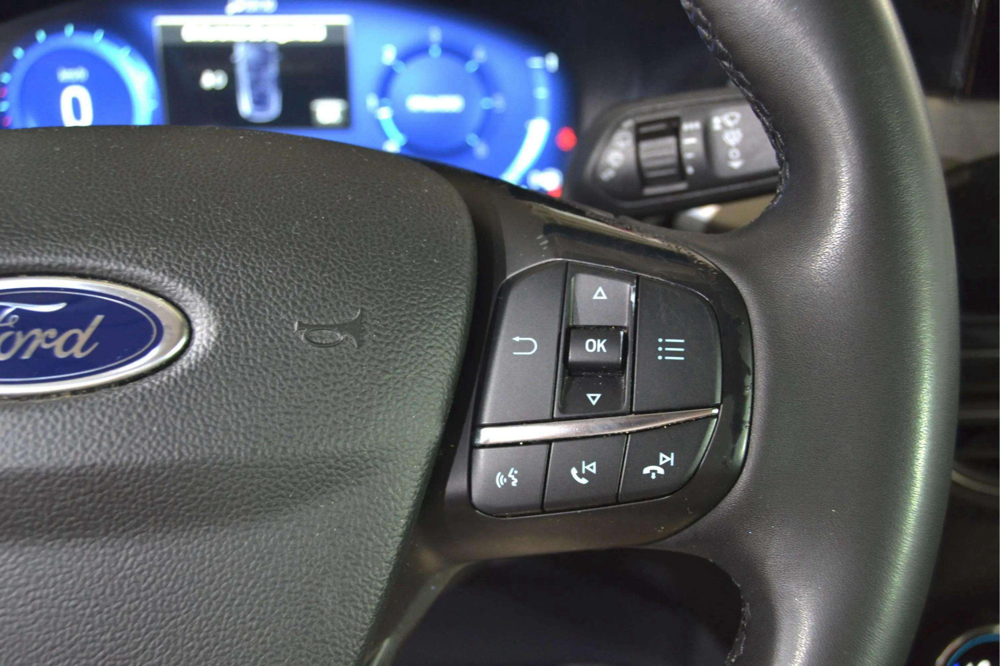 Ford Kuga Titanium 1.5 EcoBlue - foto 17