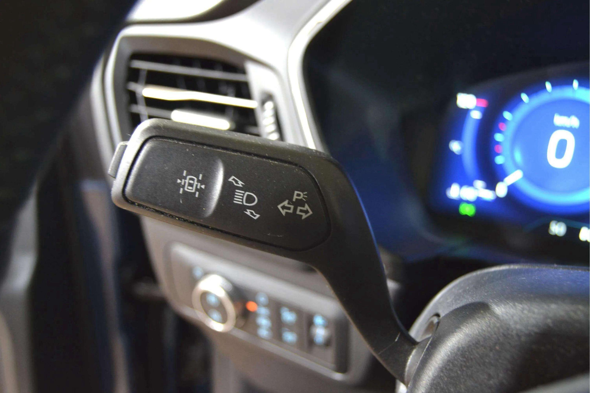 Ford Kuga Titanium 1.5 EcoBlue - foto 14