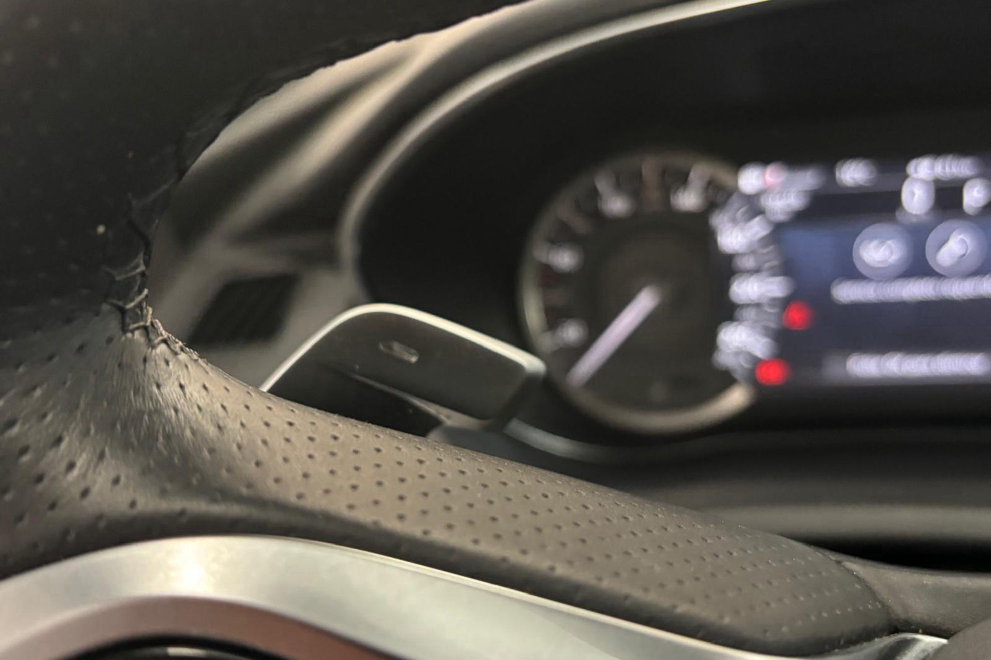 Jaguar E-Pace 2.0D RDynamic S 4WD - foto 21