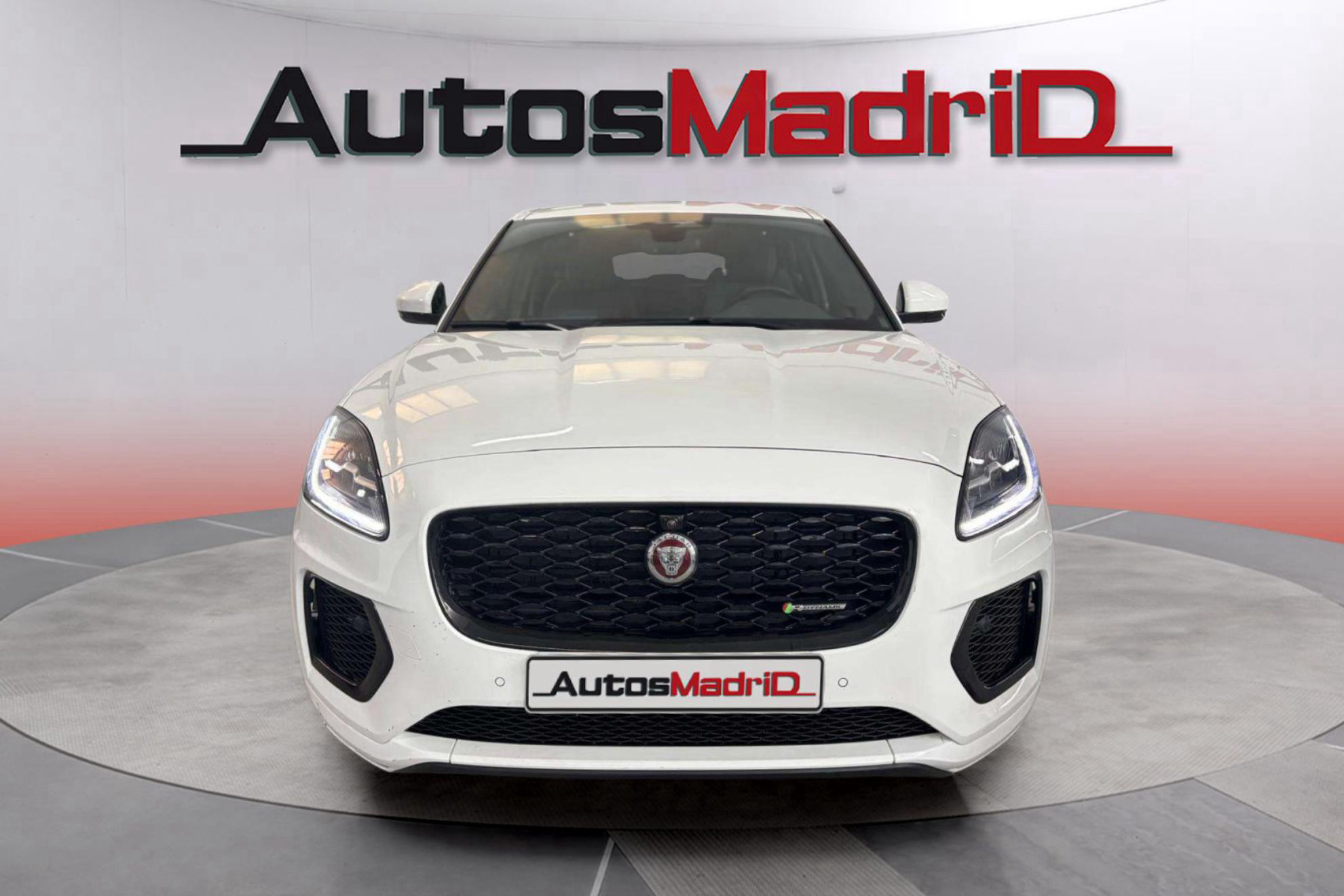 Jaguar E-Pace 2.0D RDynamic S 4WD - foto 2