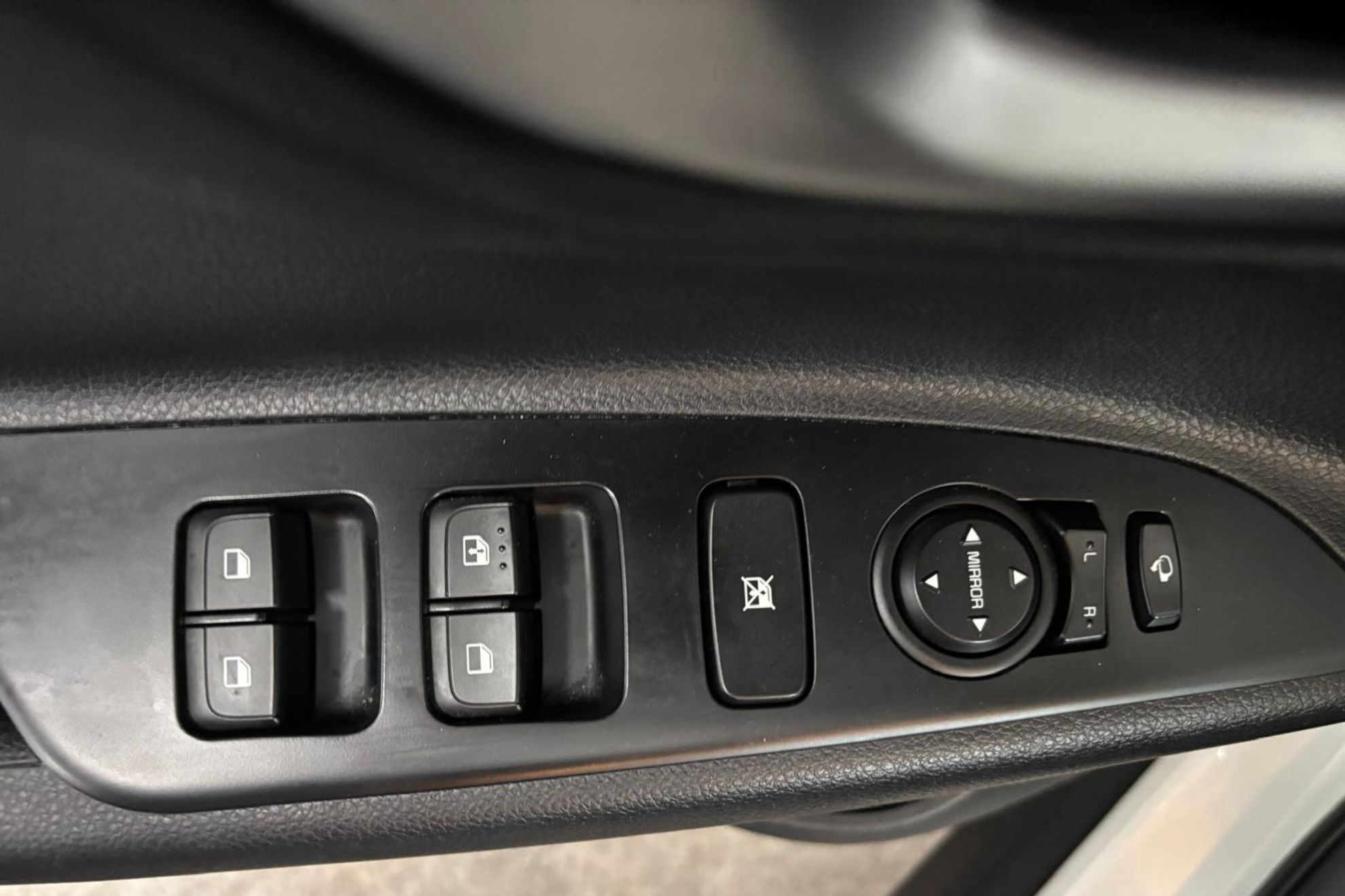 Kia Stonic 1.0 T-GDi Drive - foto 14