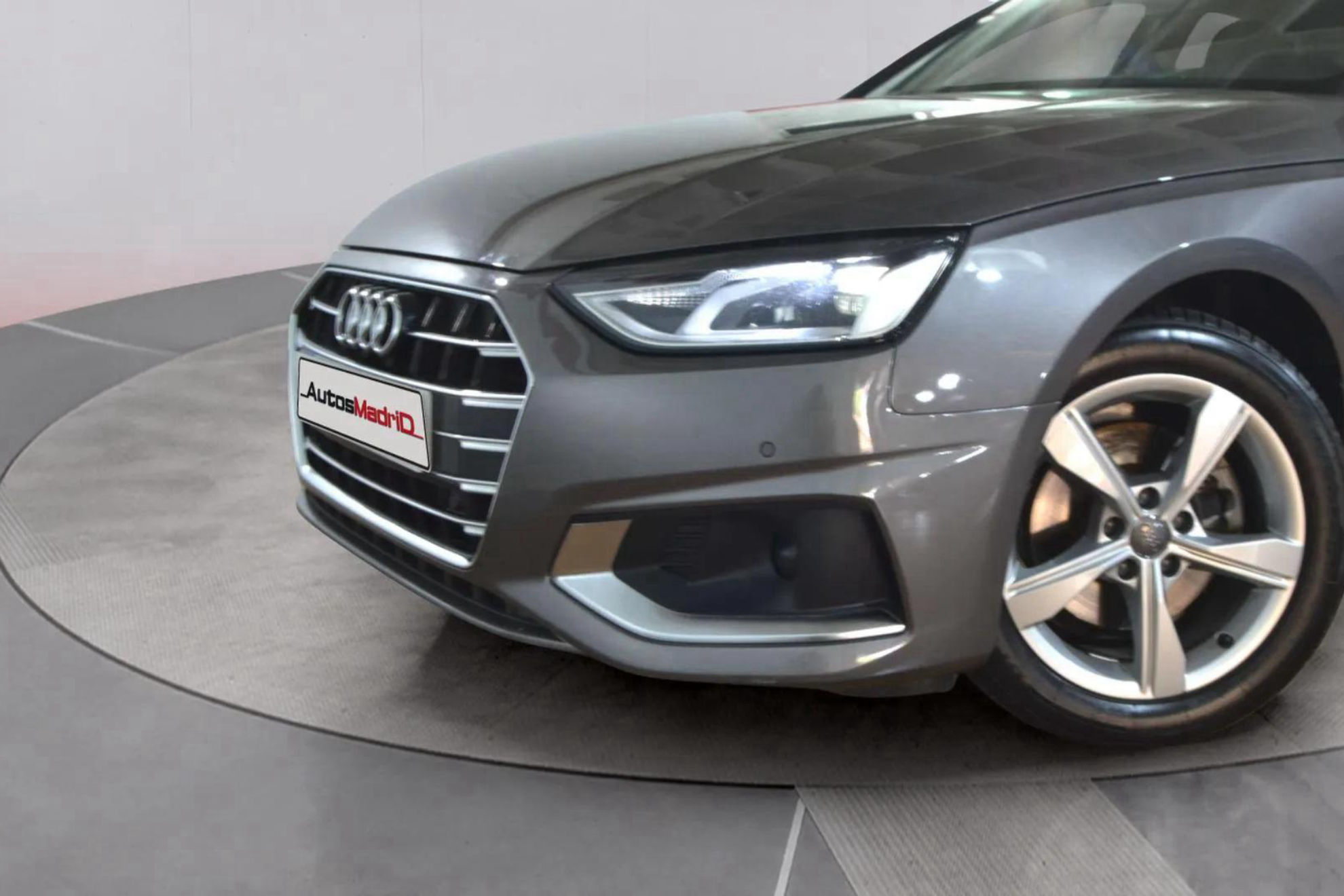 Audi A4 Advanced 35 TDI S tronic - foto 9
