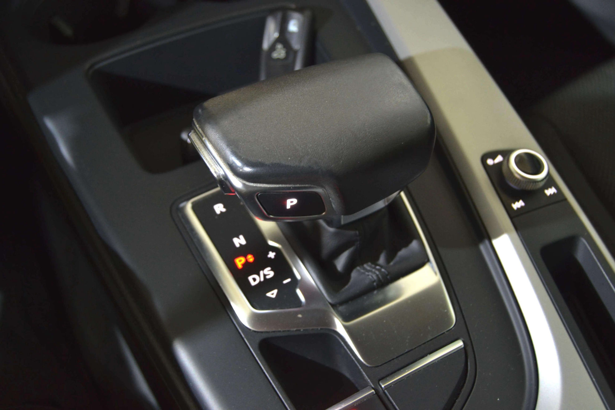 Audi A4 Advanced 35 TDI S tronic - foto 27