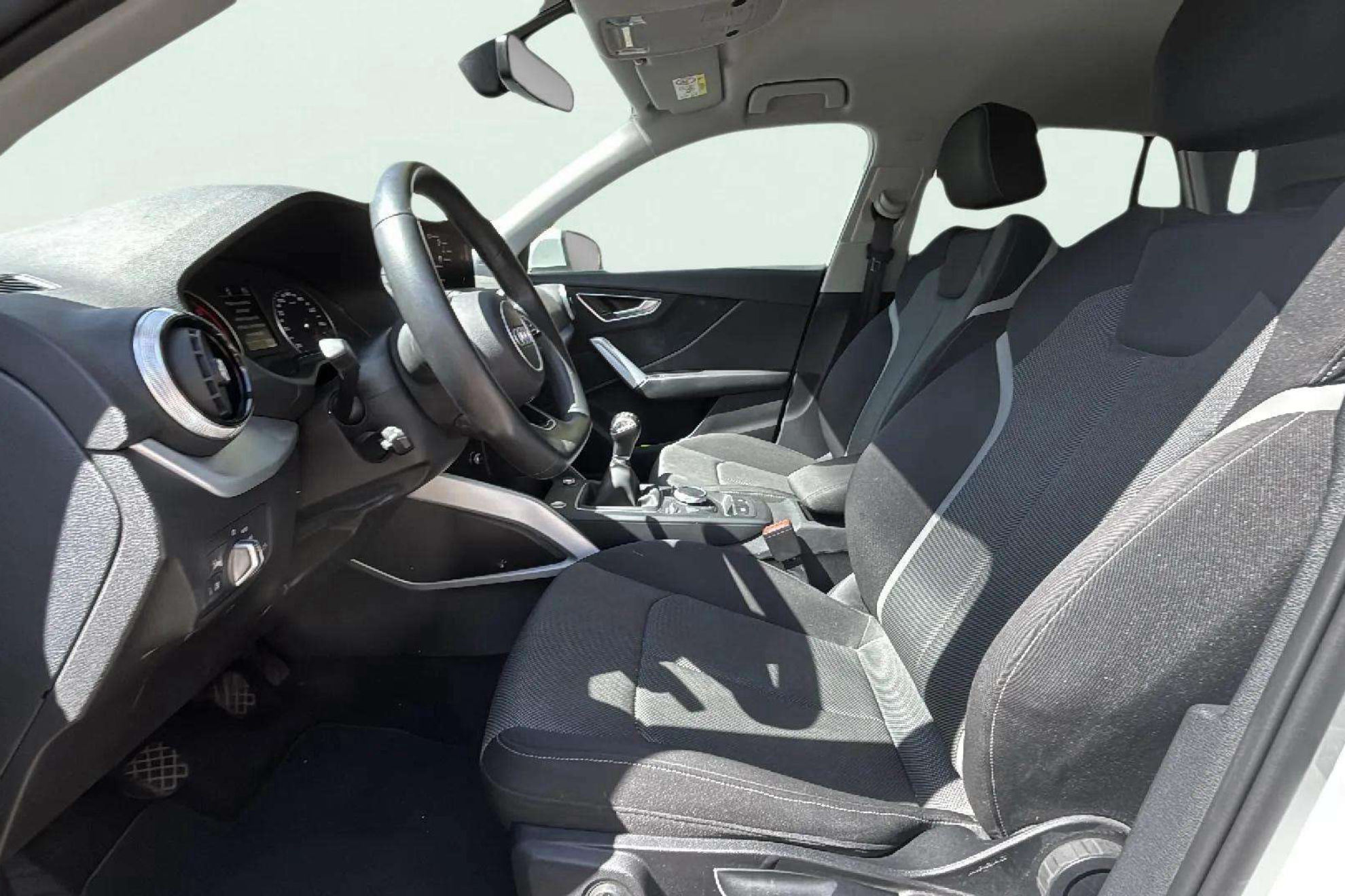 Audi Q2 S line 30 TDI - foto 10