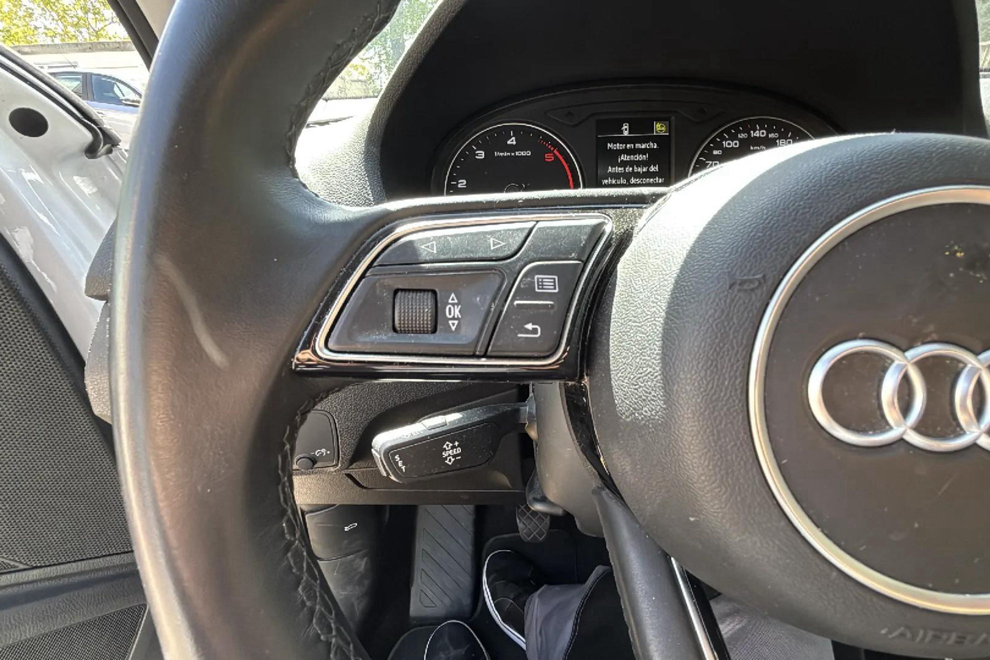 Audi Q2 S line 30 TDI - foto 17