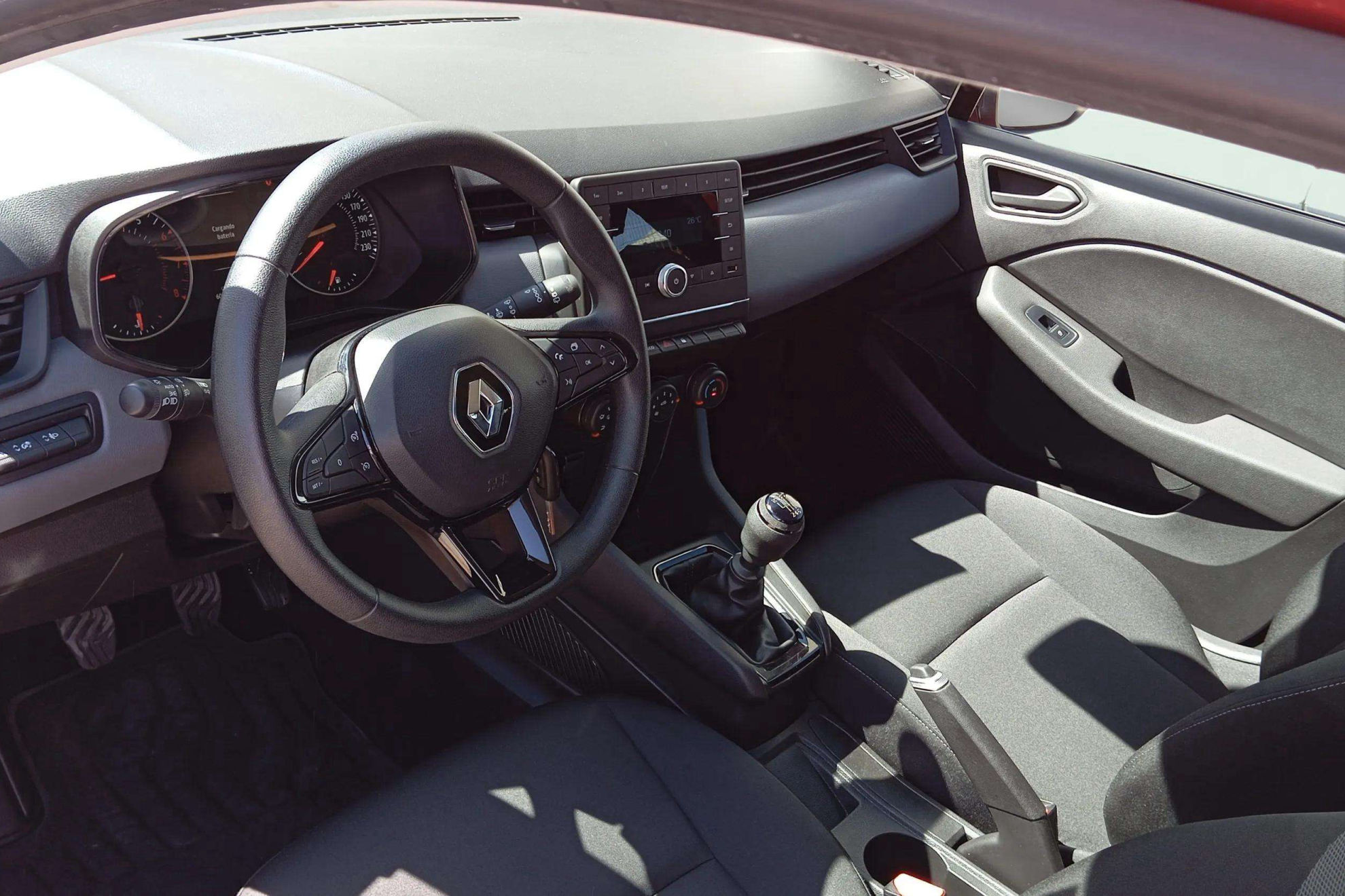 Renault Clio Equilibre TCe - foto 9