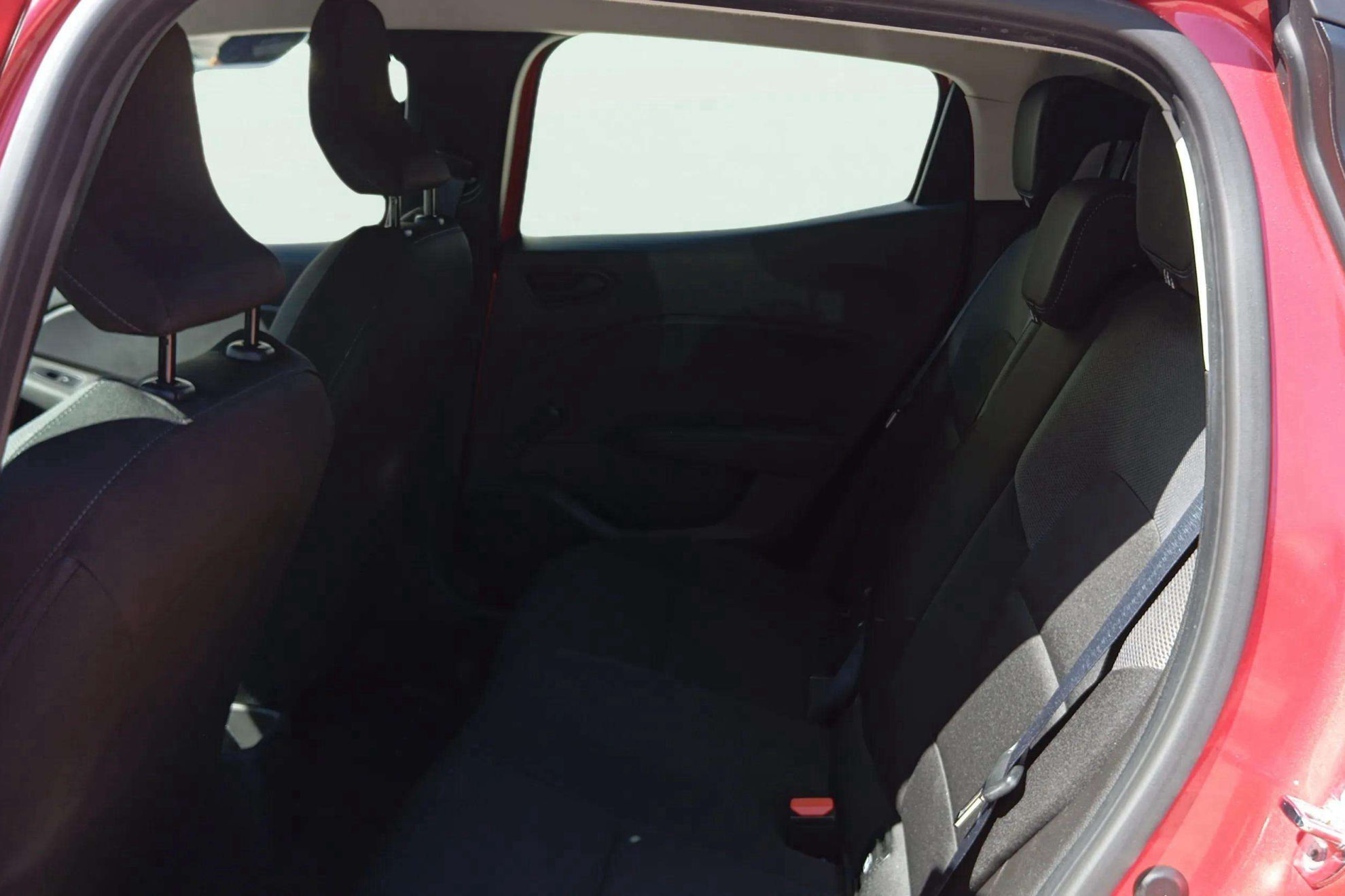 Renault Clio Equilibre TCe - foto 13