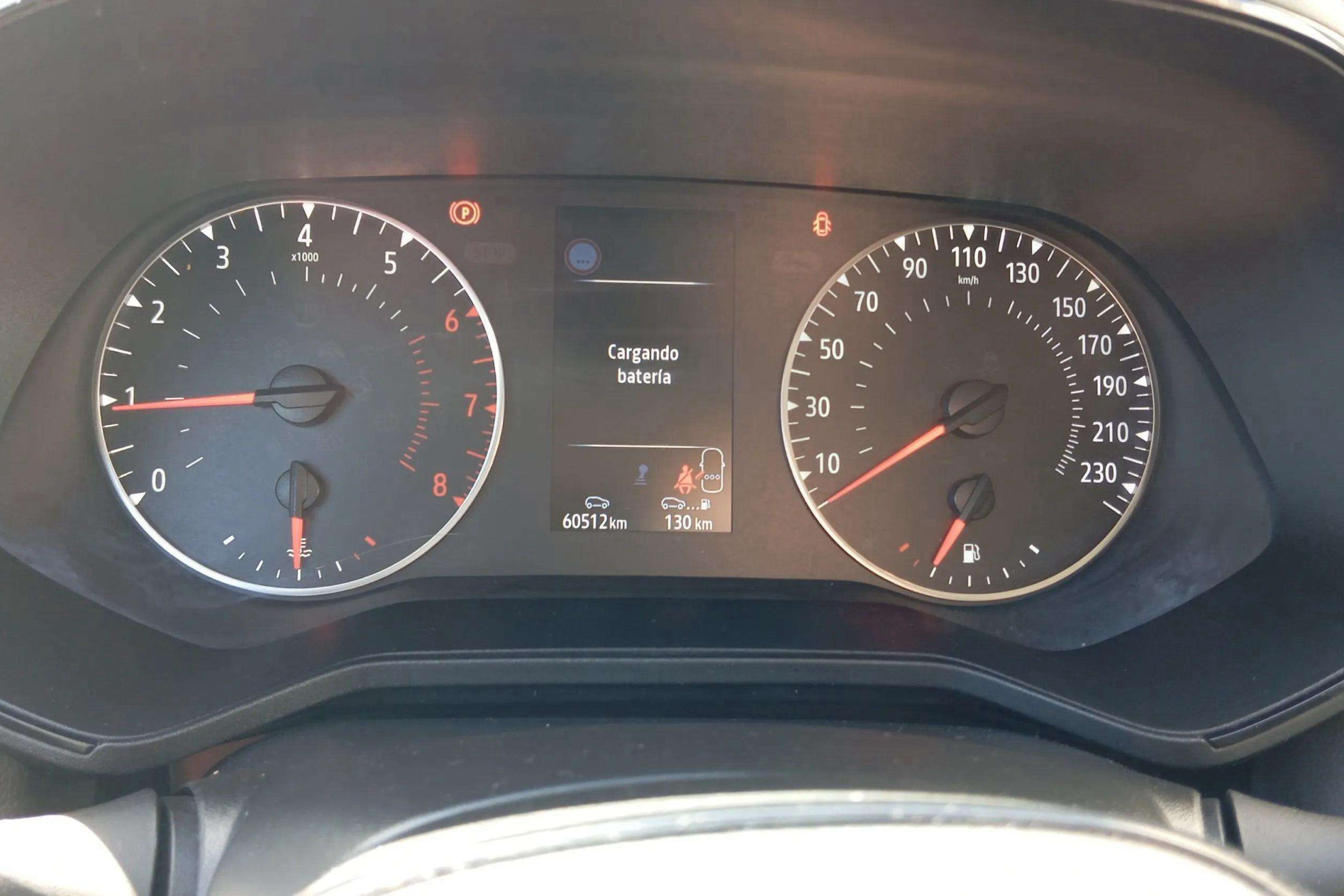 Renault Clio Equilibre TCe - foto 12