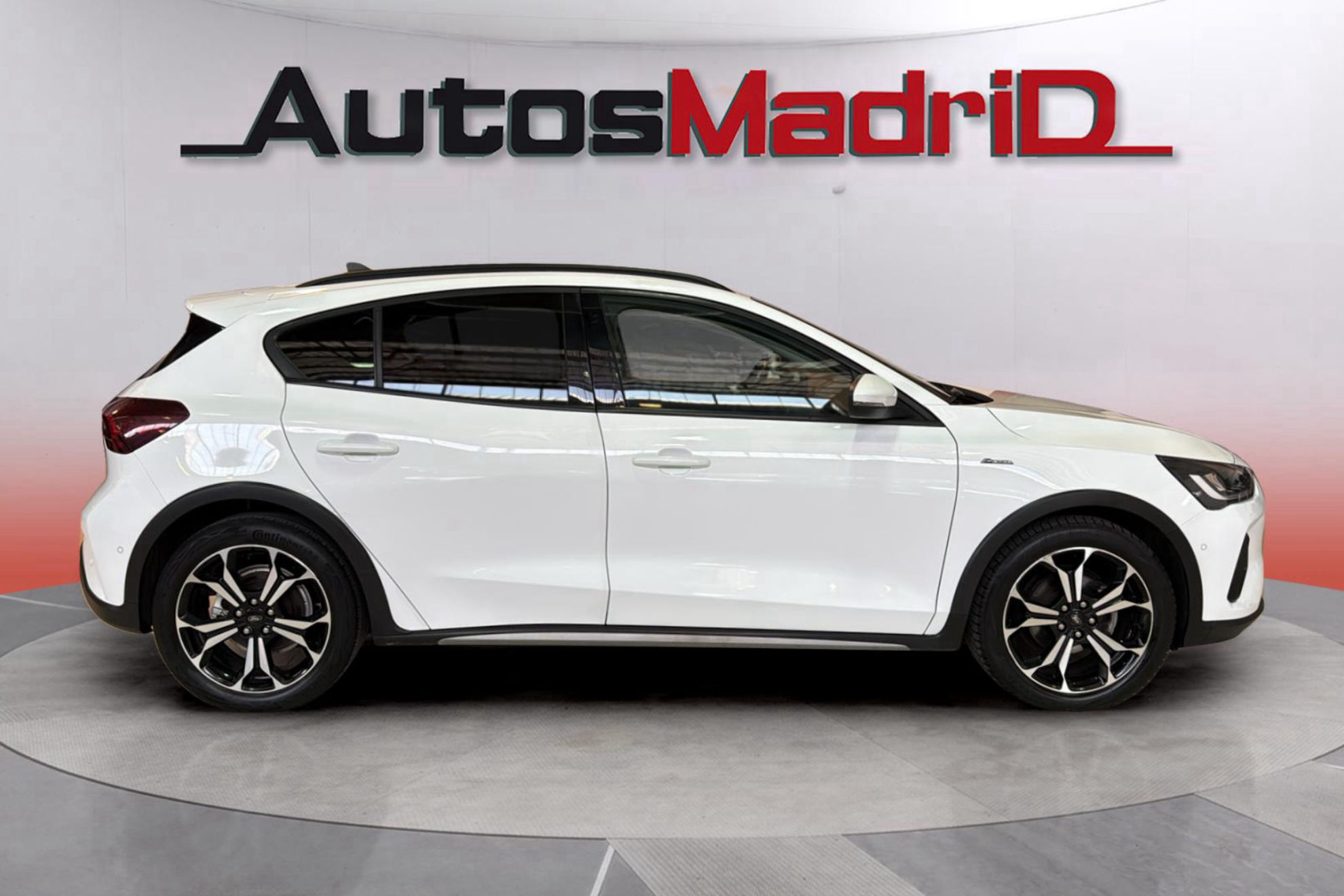 Ford Focus 1.0 EcoBoost MHEV Active SB - foto 9