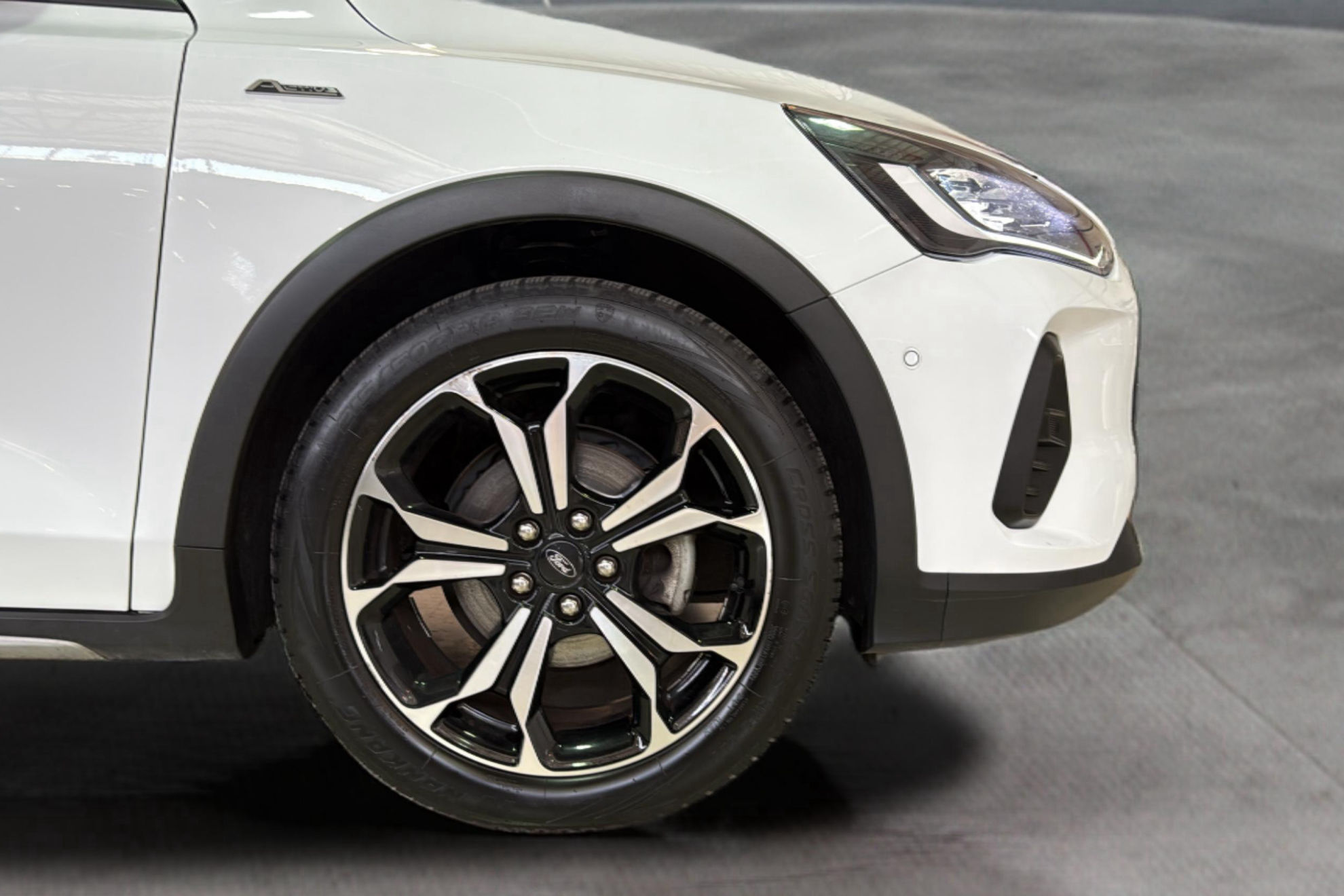 Ford Focus 1.0 EcoBoost MHEV Active SB - foto 10