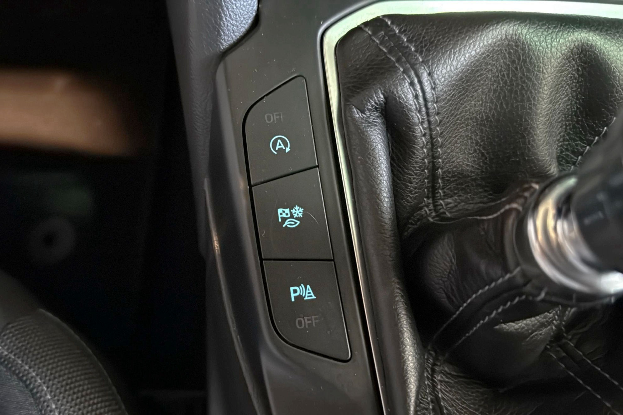 Ford Focus 1.0 EcoBoost MHEV Active SB - foto 25