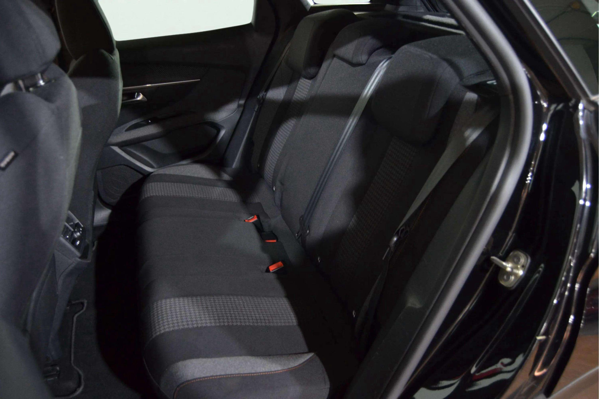 Peugeot 3008 1.5 BlueHDi Active Pack - foto 13
