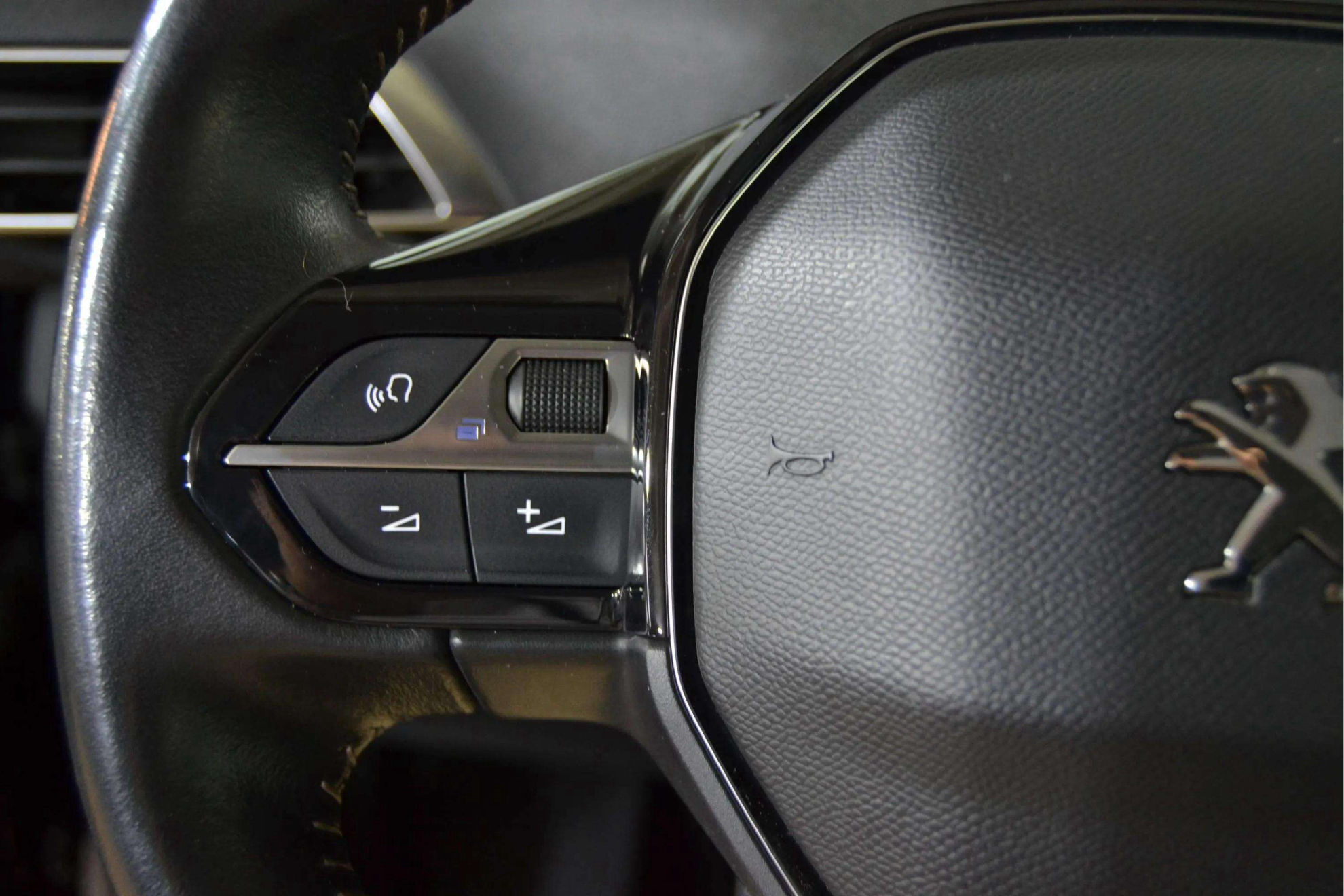 Peugeot 3008 1.5 BlueHDi Active Pack - foto 20