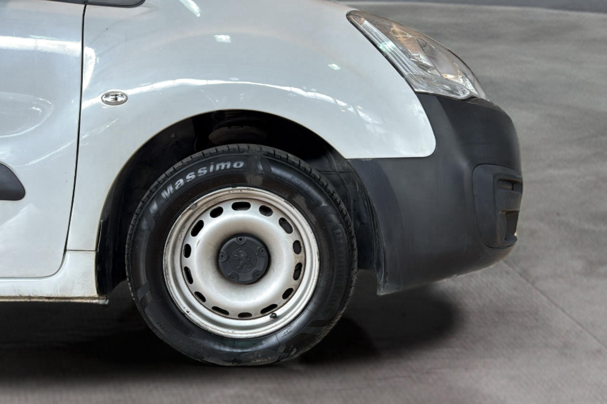 Peugeot Partner Premium Standard 600kg BlueHDi - foto 10