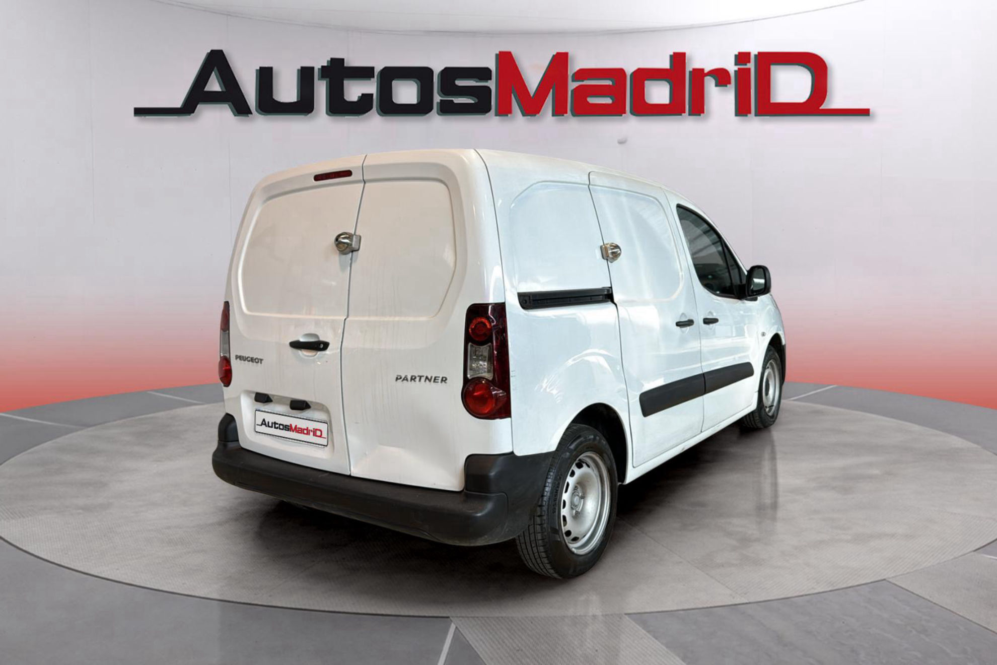 Peugeot Partner Premium Standard 600kg BlueHDi - foto 8